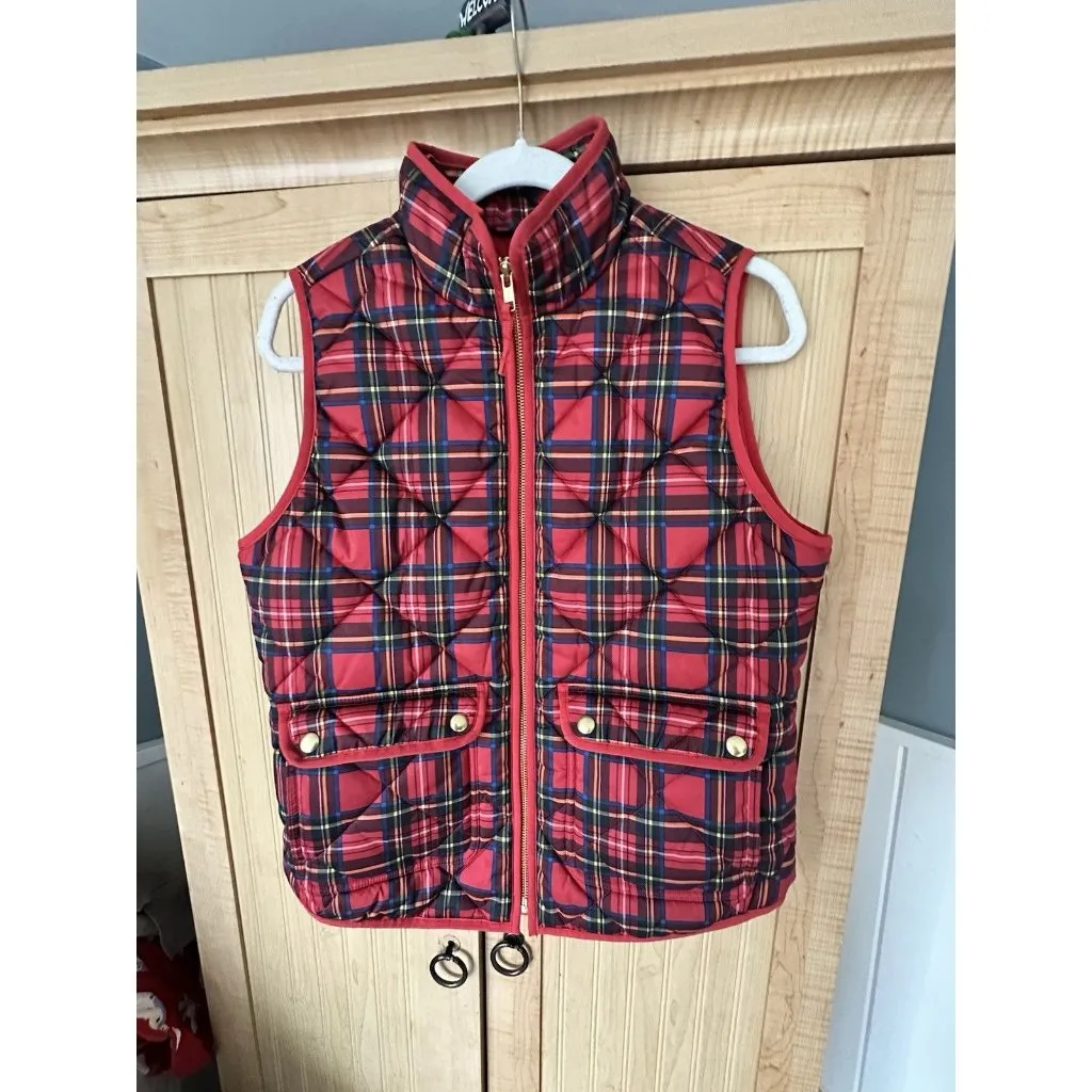 J Crew Size S Preppy Classic Tartan Plaid Puffer Vest w/ Snap Pockets Red - Image 2