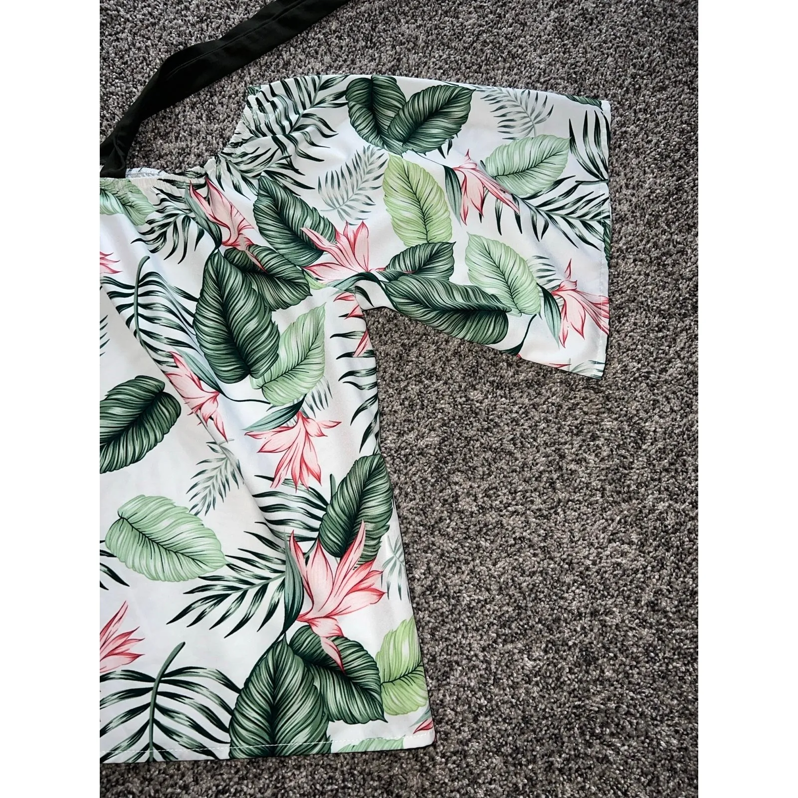 SHEIN women's palm leaf print off the shoulder tie straps‎ top size 4XL - Image 4