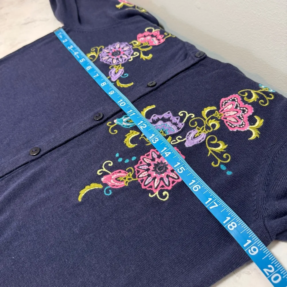 Women's Norm Thompson Cardigan Size M Navy Blue Floral Embroidered Button Front Size M - Image 7