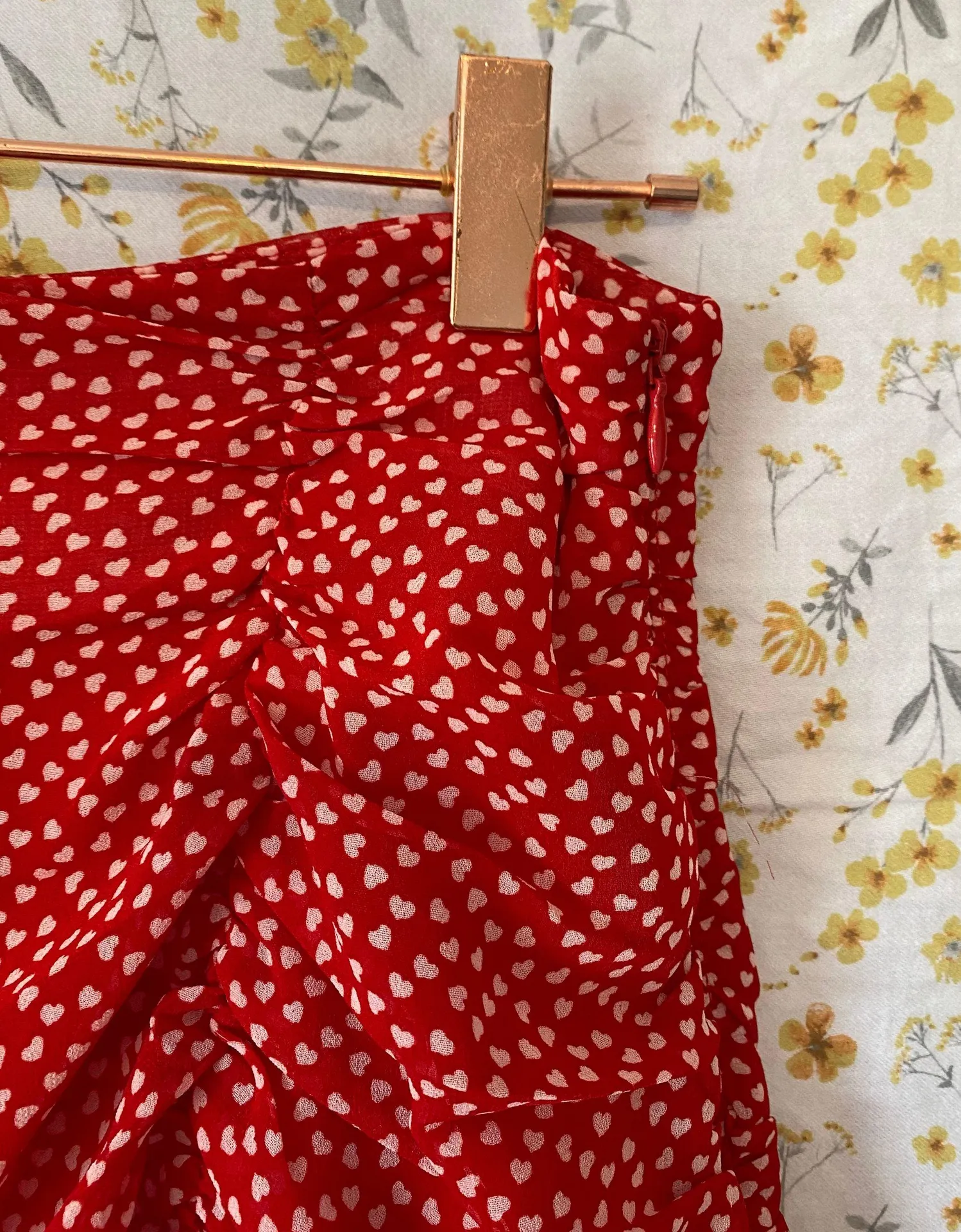 Native One Red Heart Skirt Size M - Image 8