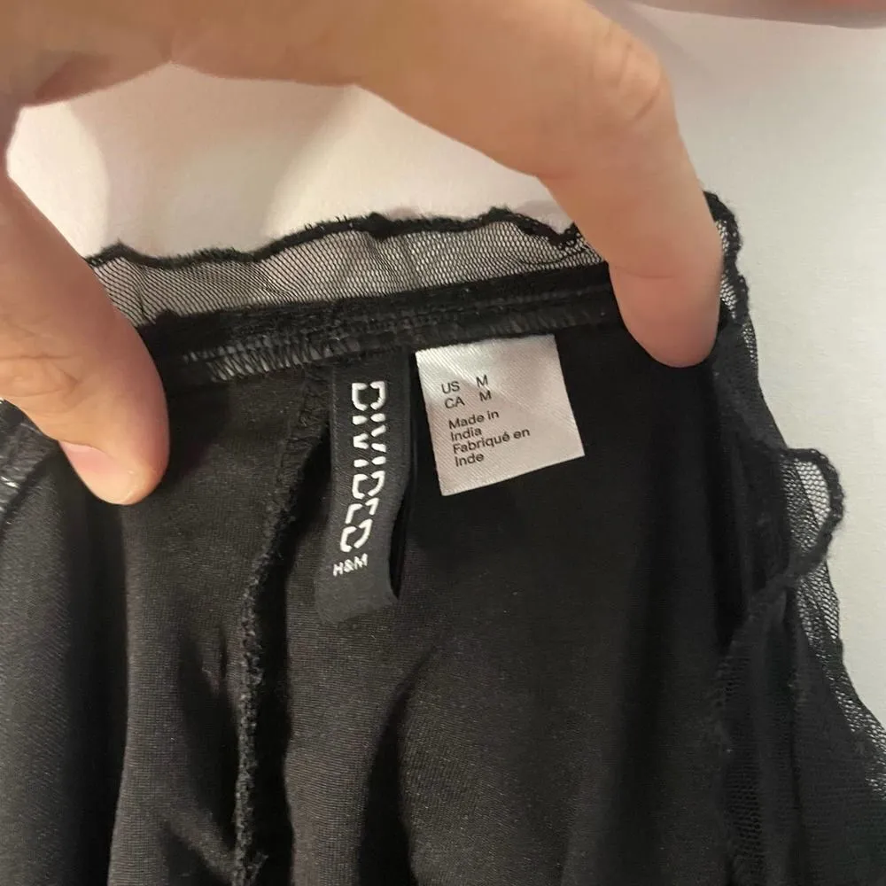 Divided by H&M Crop Top MEDIUM Womens Black Sheer Long Sleeve Square Neck Casual - Image 4