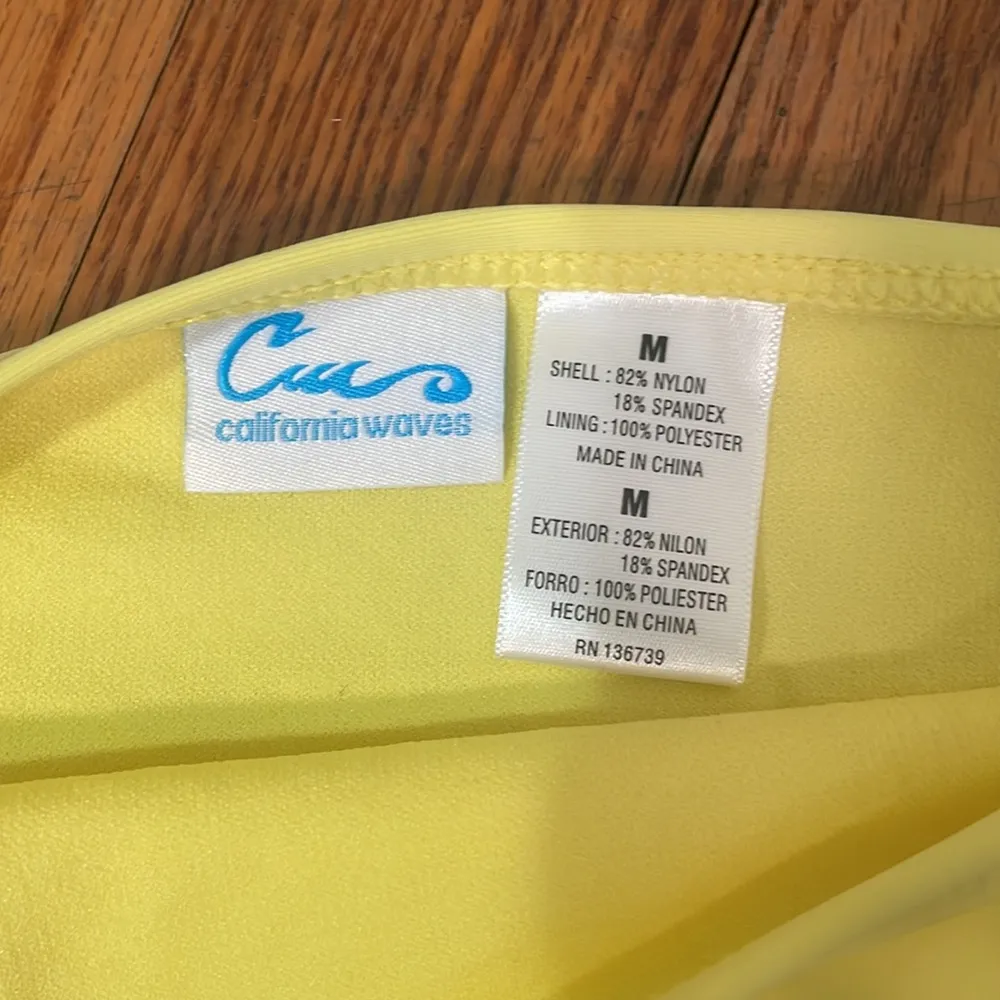 California Waves Strappy Side Hipster Bikini Bottoms Swimsuit Yellow Junior’s M - Image 4