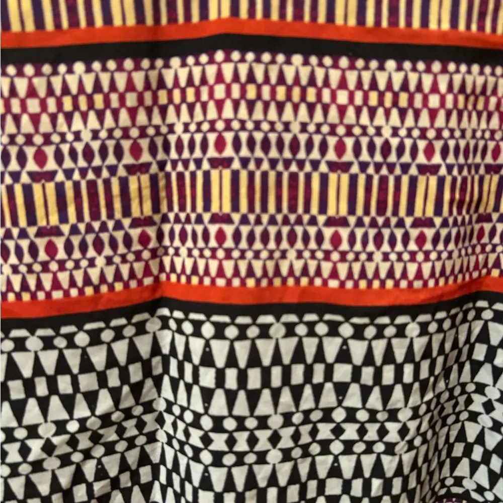 Liz Claiborne world traveler geometric V-neckline and short sleeves Sz L/XL Wmns - Image 3