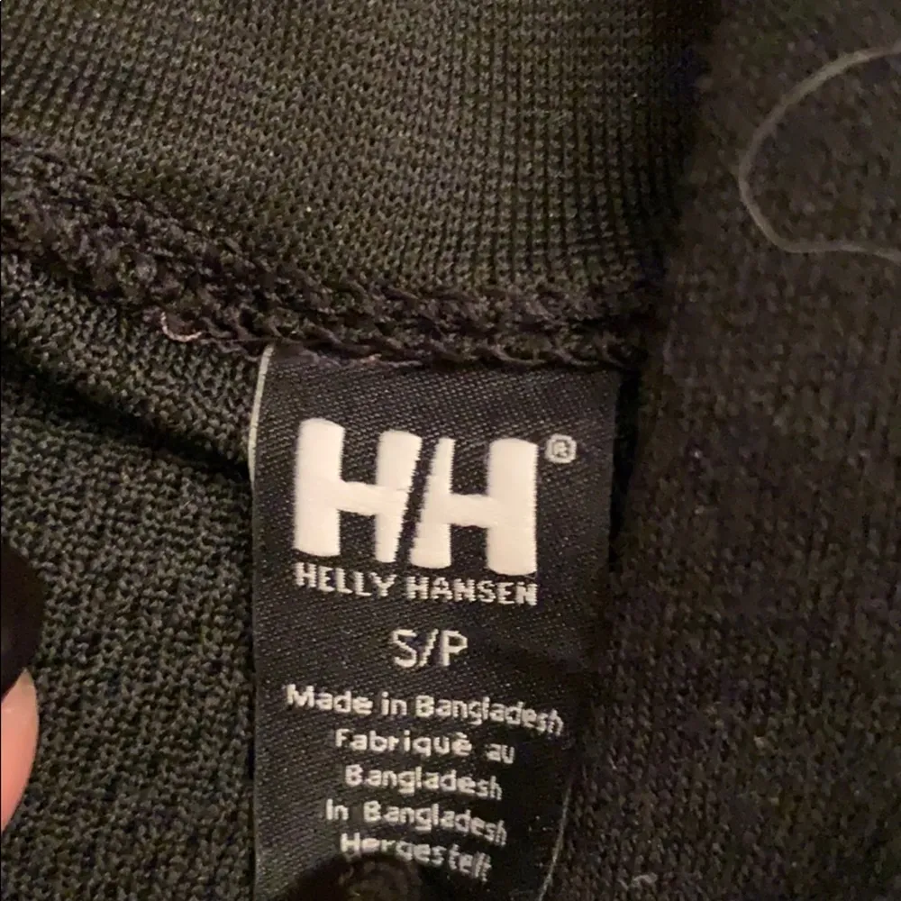 Helly Hensen 1/4 zip - Image 4