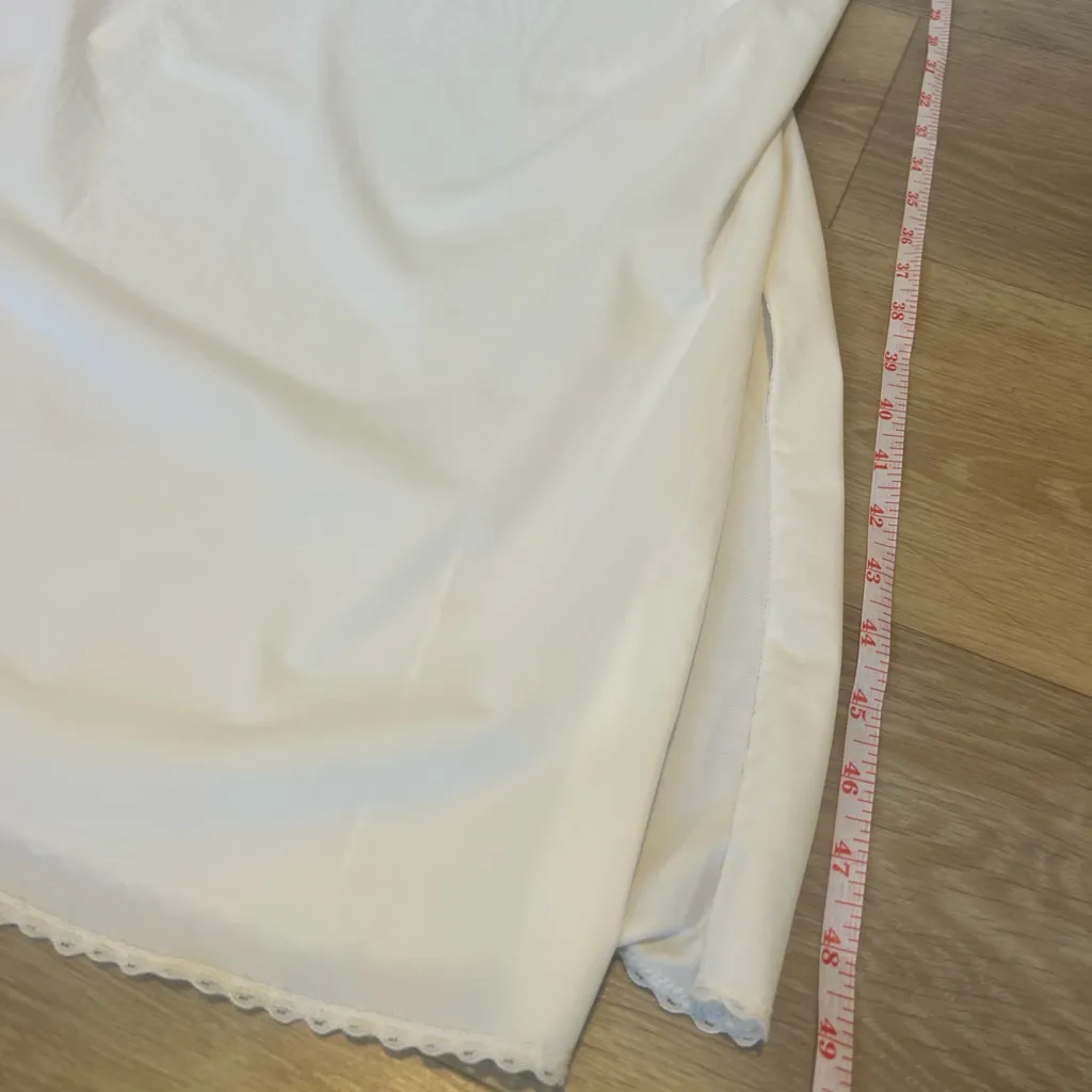 Vintage Vanity Fair White Maxi Slip Dress – Size 34 L/L (XS–S) - Image 7