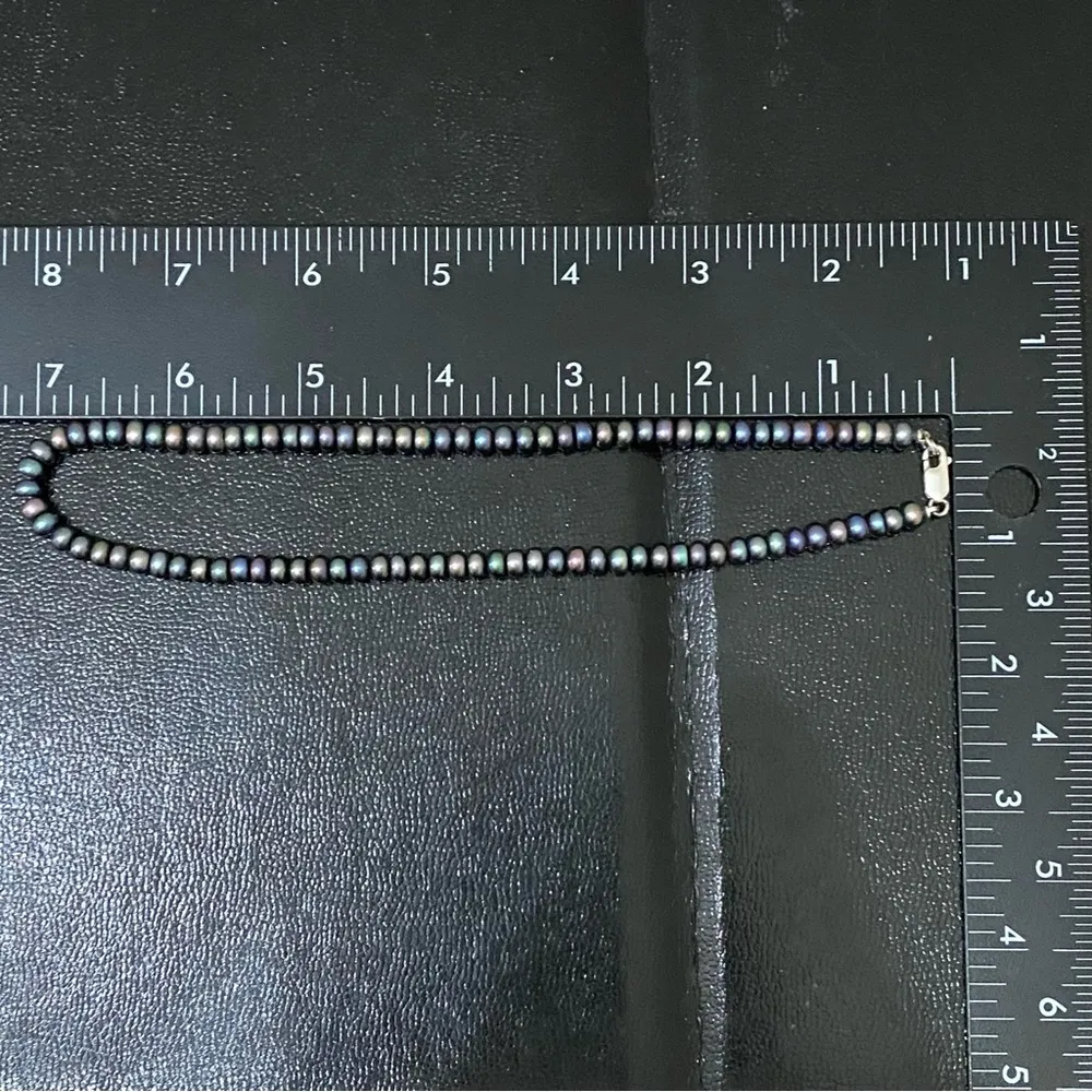 Vintage Peacock Freshwater 4mm Seed Pearl  Clasp Choker Necklace - Image 11