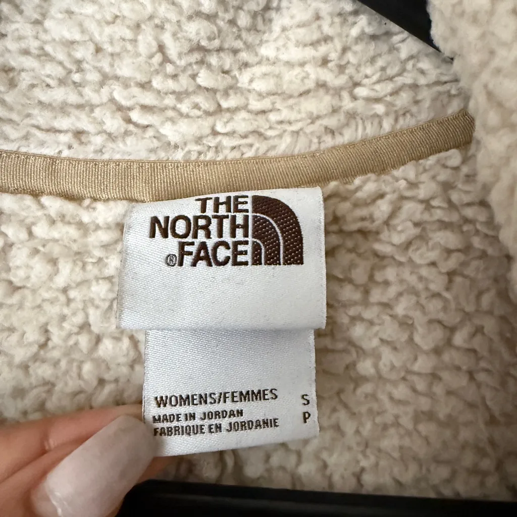 The North Face sz S‎ cream fleece jacket - Image 6