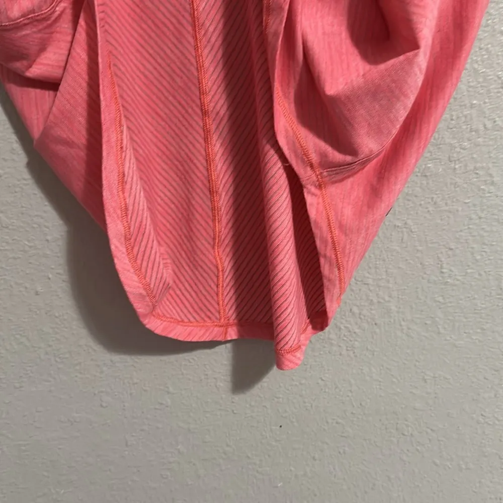 New without tags Lululemon Meant To Move Tee
Heathered Flash Light Tone - Image 9