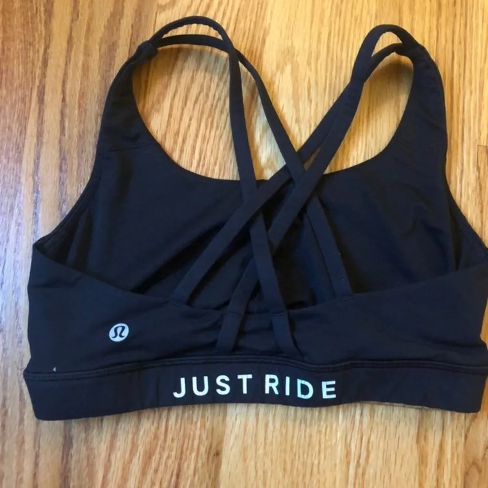 Lululemon energy bra size 6 - Image 2