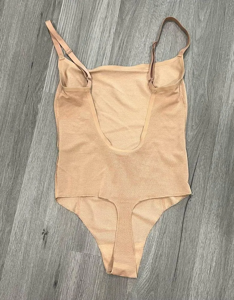 NEW Skims Sheer Sculpt Thong Bodysuit in Sienna Medium - Image 4