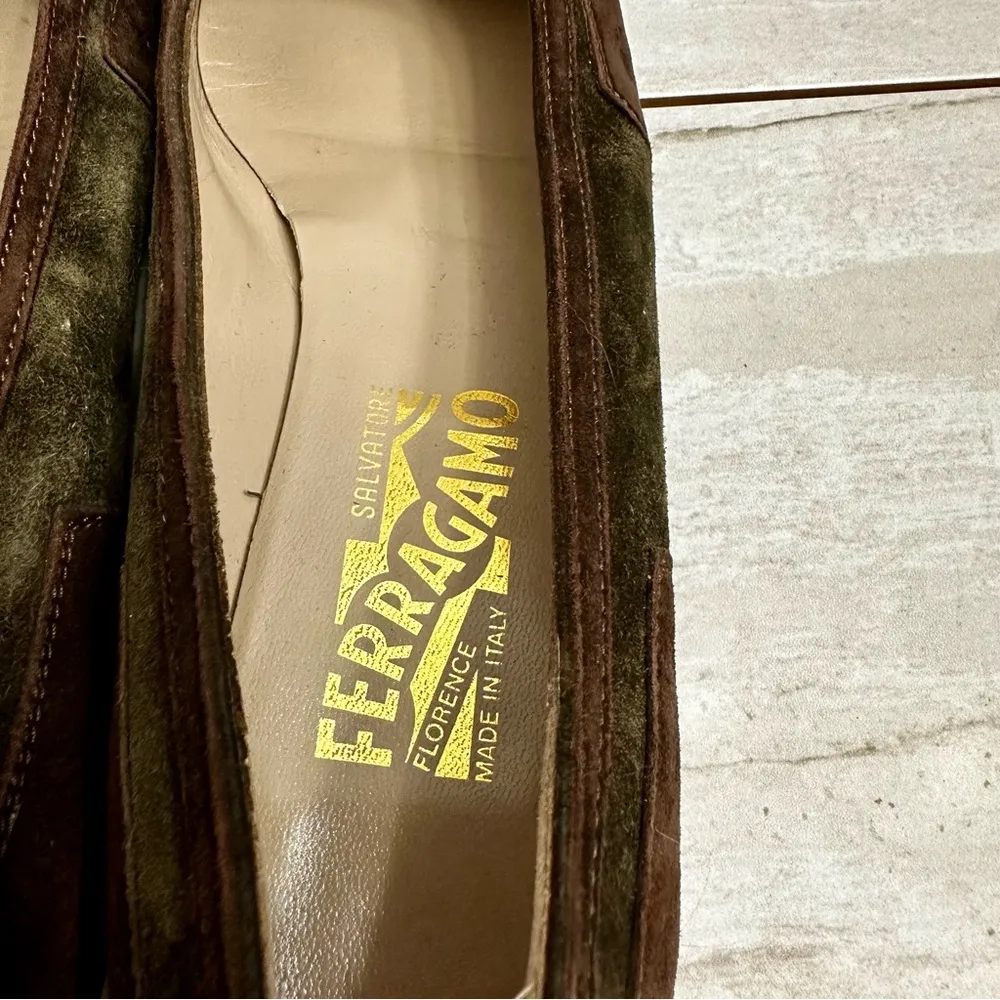 Salvatore Ferragamo Women Sz 9.5 AA Brown Green Suede Vintage Boho Chic Slip Ons - Image 5