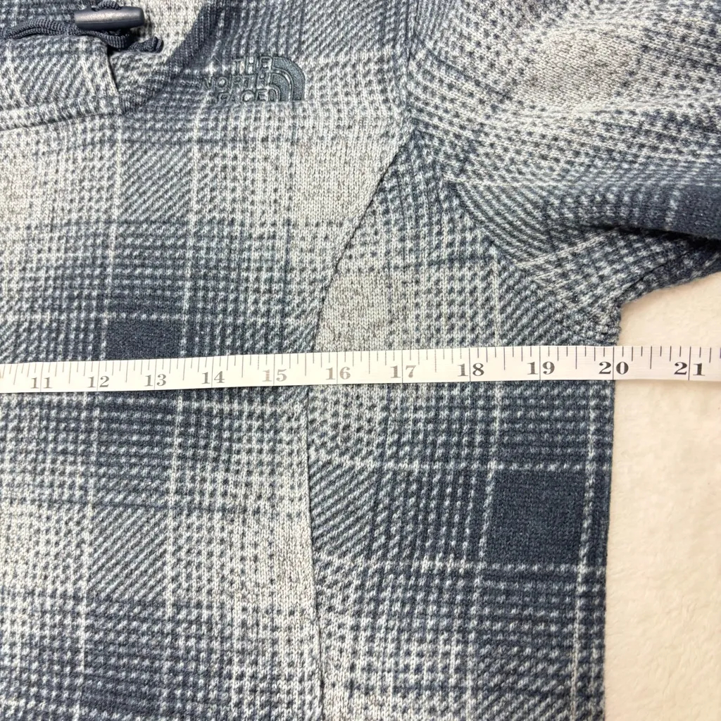 The North Face‎ Women's Plaid Fleece Pullover Cowl Blue and gray Hoodie Size S - Image 10