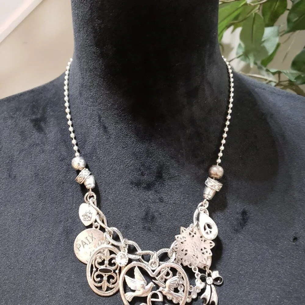 Harc Larat Womens Fashion Chunky Silvertone Filigree Charm Necklace with Lobster Gold - Image 2