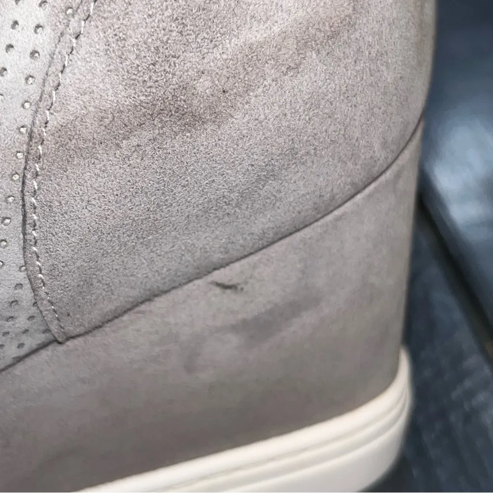 Linea Paolo Felicia Gray Perforated Suede Wedge Sneaker Booties Size 9.5 - Image 6