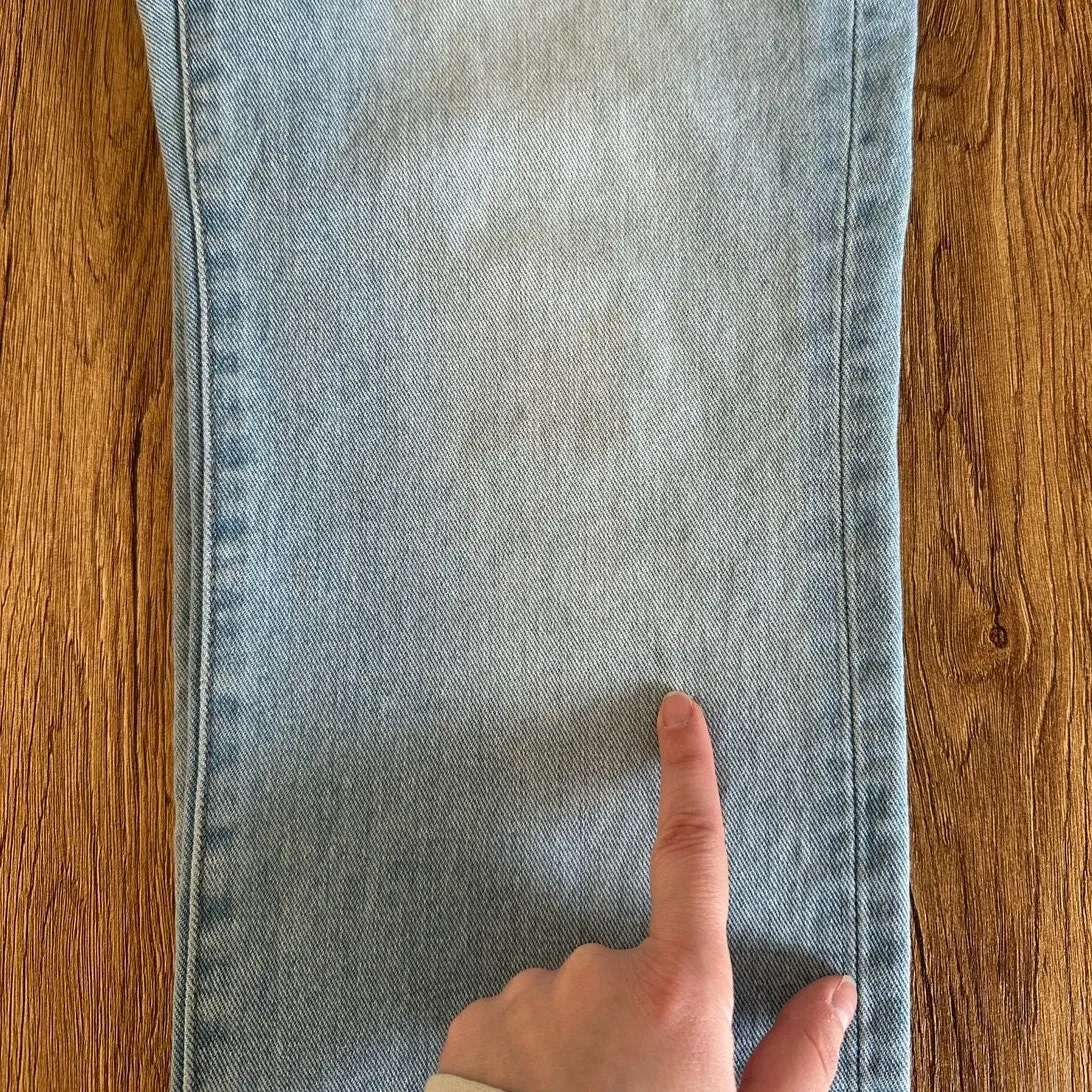 Flying Monkey High Waisted Light Wash Cropped Jeans Size 25 - Image 10