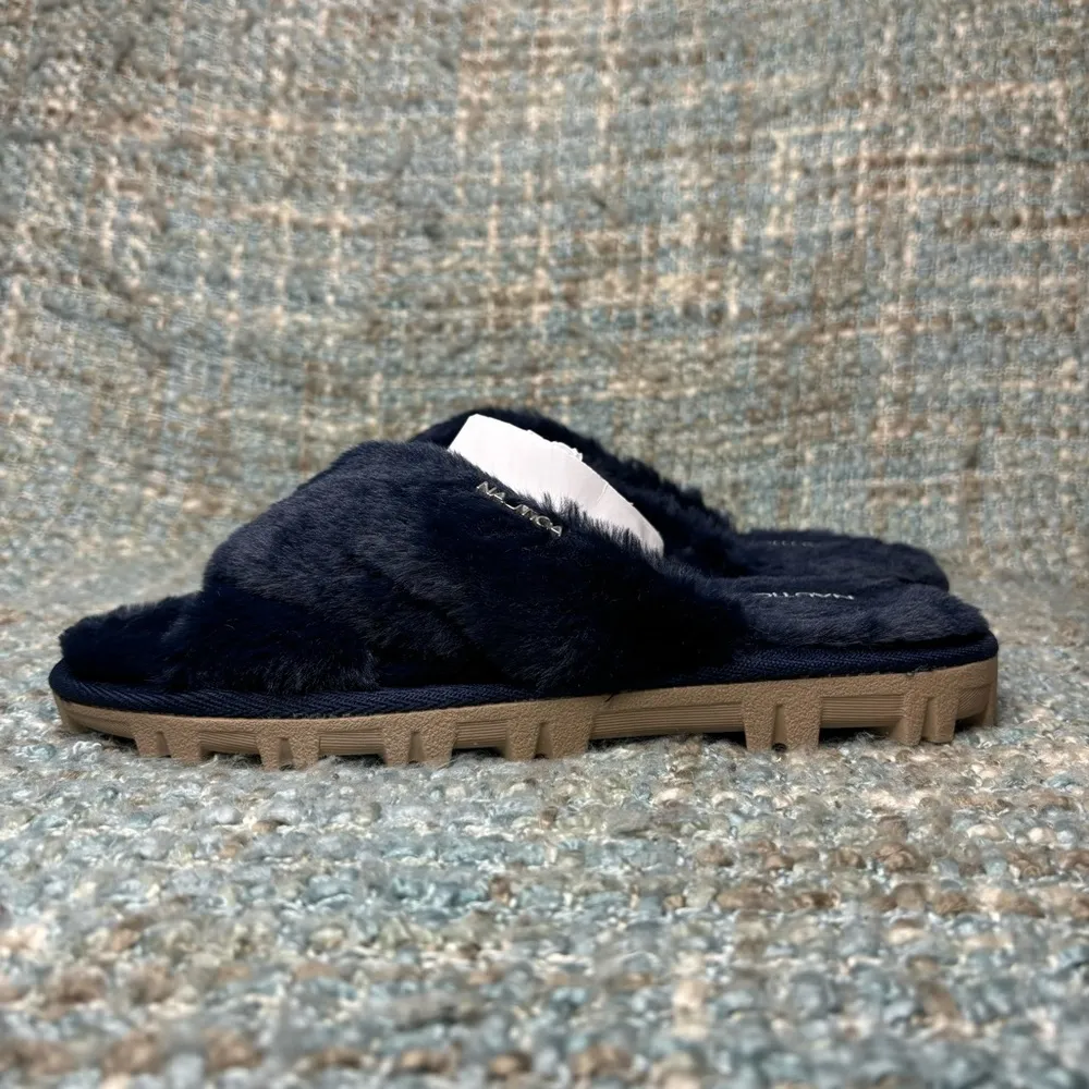Nautica Aren Fluffy Faux Fur Indoor/Outdoor Slide Sandal Slippers in Navy - Image 3