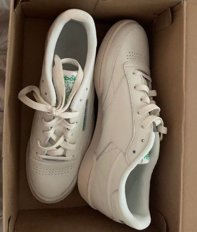 Reebok Rebook Shoes - Image 2