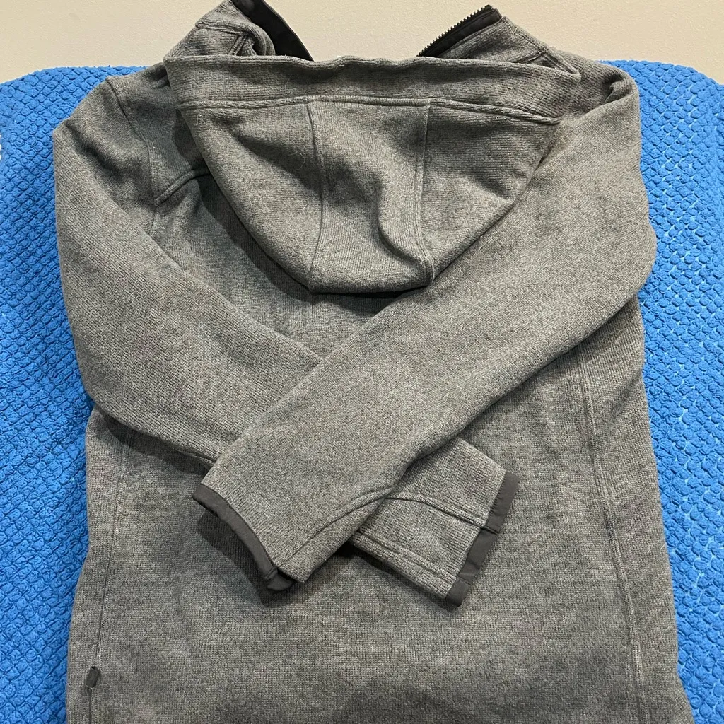 Lululemon Athletica Gray/Black It’s Fleecing Cold Pullover Hoodie Half zip - Image 4