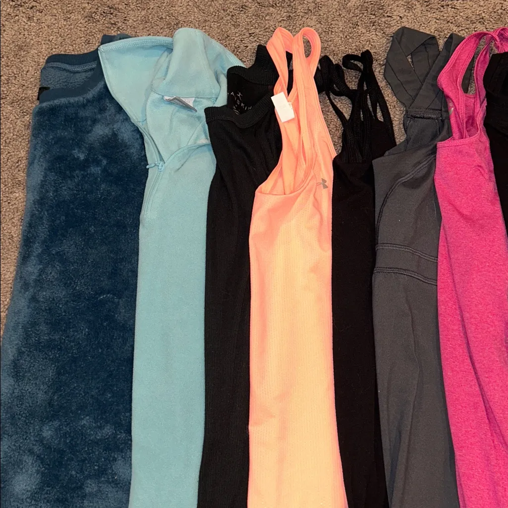 Size medium athletic tops bundle!! - Image 2