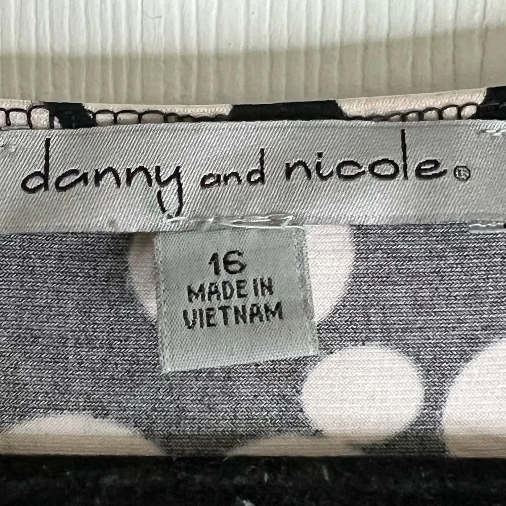 Danny & Nicole women’s polka dot dress  - Size 16 - Black/White/Beige - Image 5