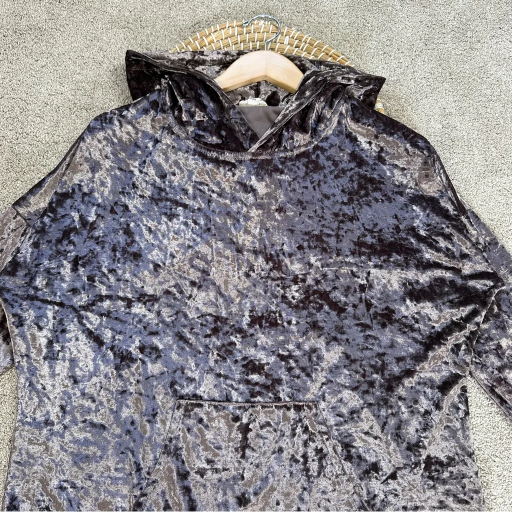 POL Women’s Crushed Velour Velvet Pullover Hoodie Top Whimsigoth Dark Purple L - Image 3