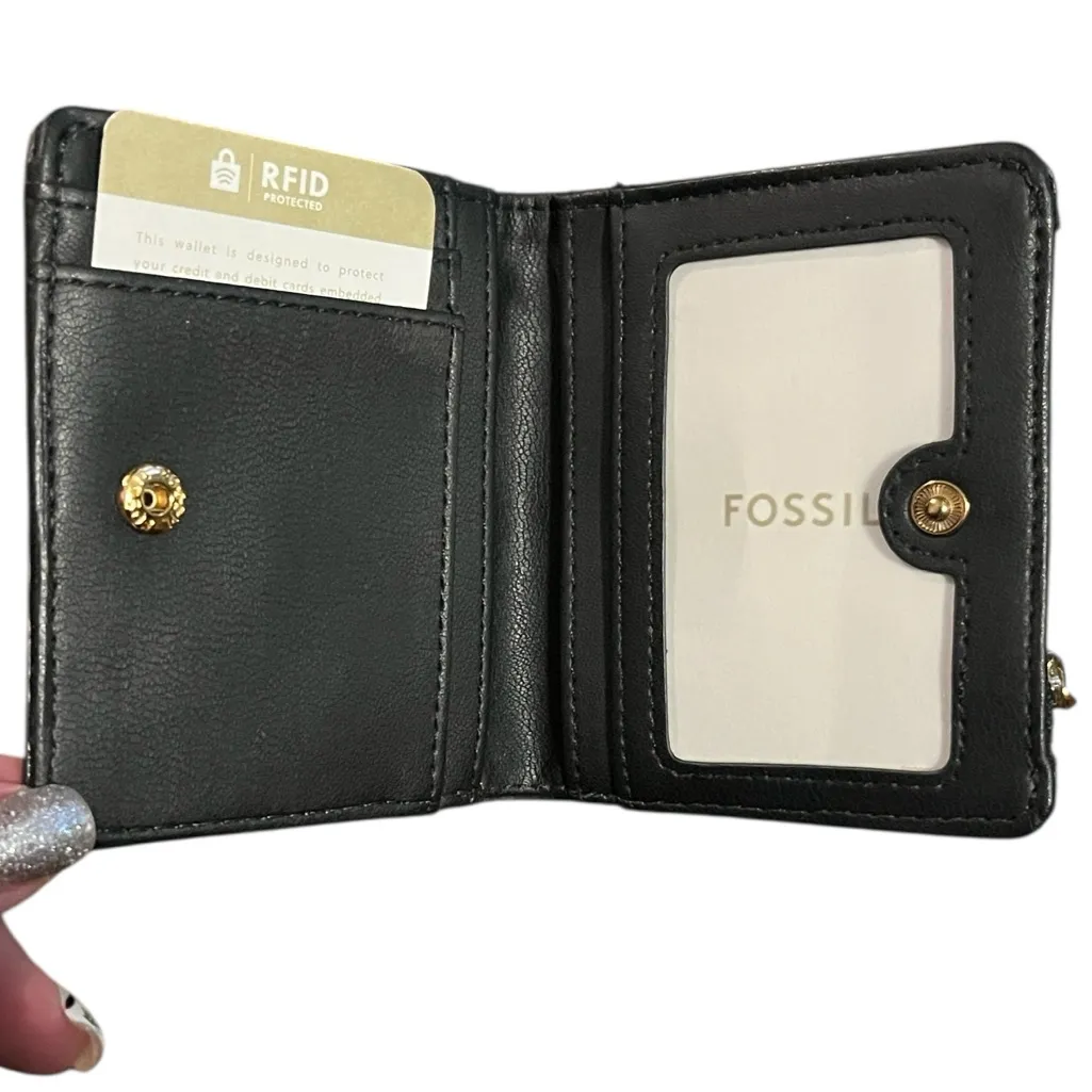 Fossil Logan RFID Small Bifold Wallet - Leopard Print Polyurethane-Coated Fabric - Image 3