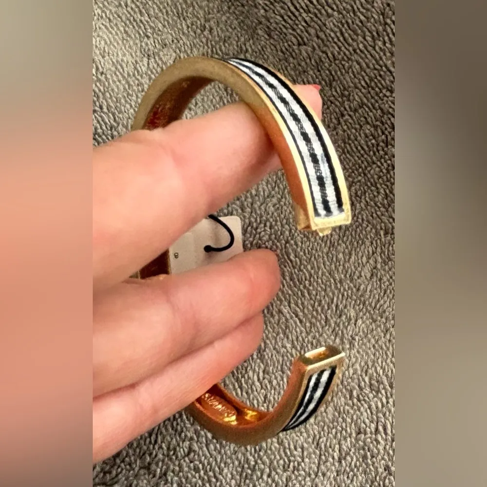 NWT CANVAS Makenzie Gingham Hinge Bangle - Image 4