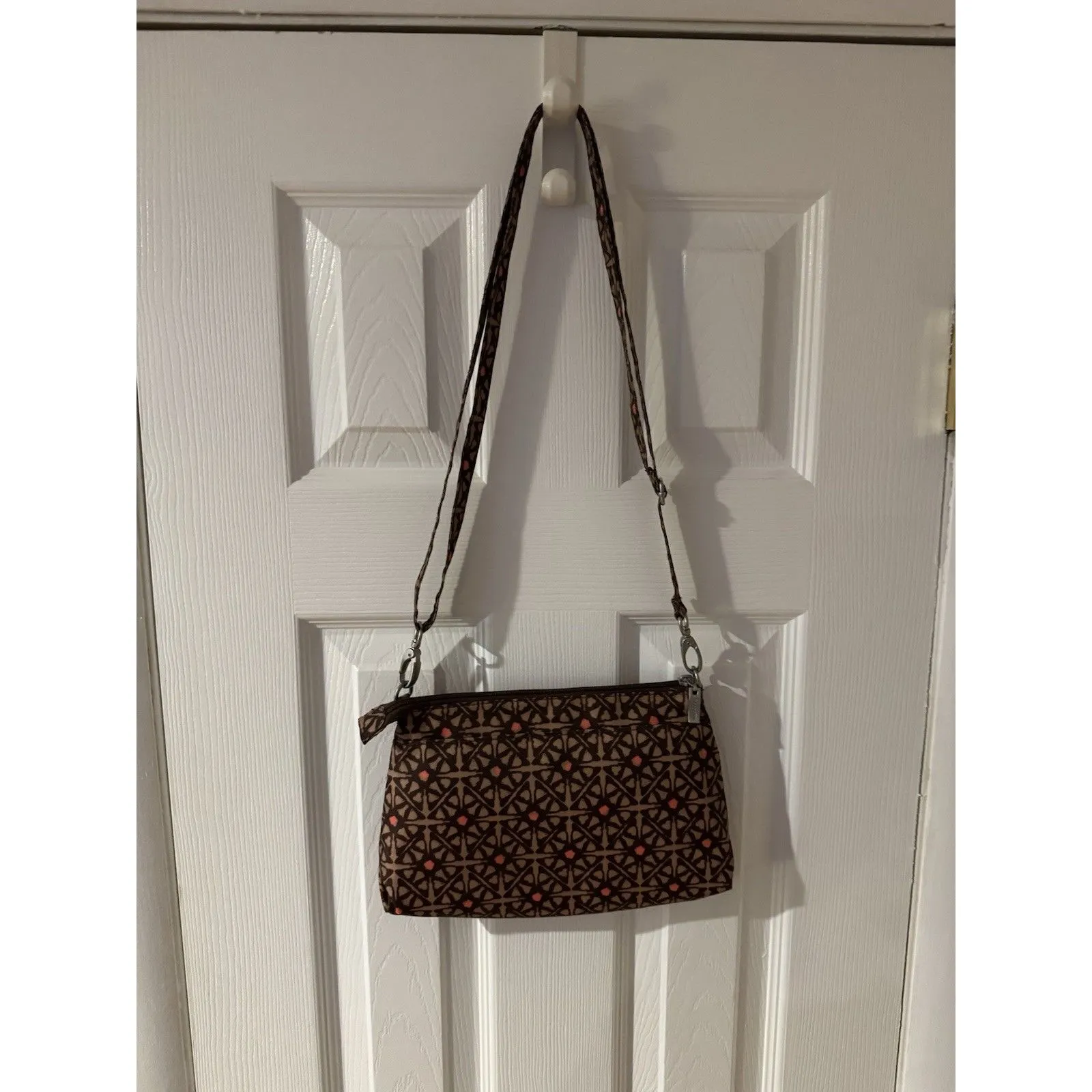 Baggallini Brown Crossbody Bag Purse Multiple Pockets Adjustable Zip Strap - Image 10