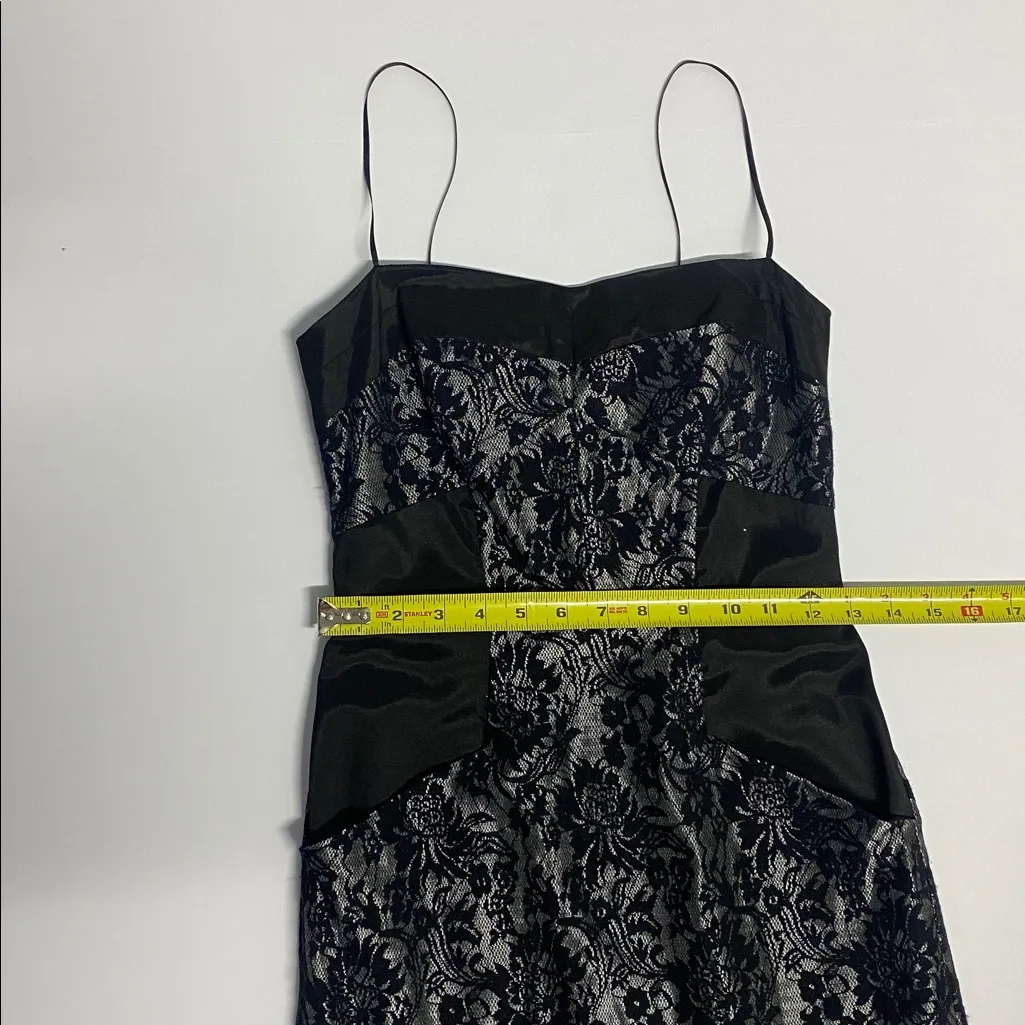 Elegant Black and Silver Dress Size Small (See all pics for measurements) - Image 8