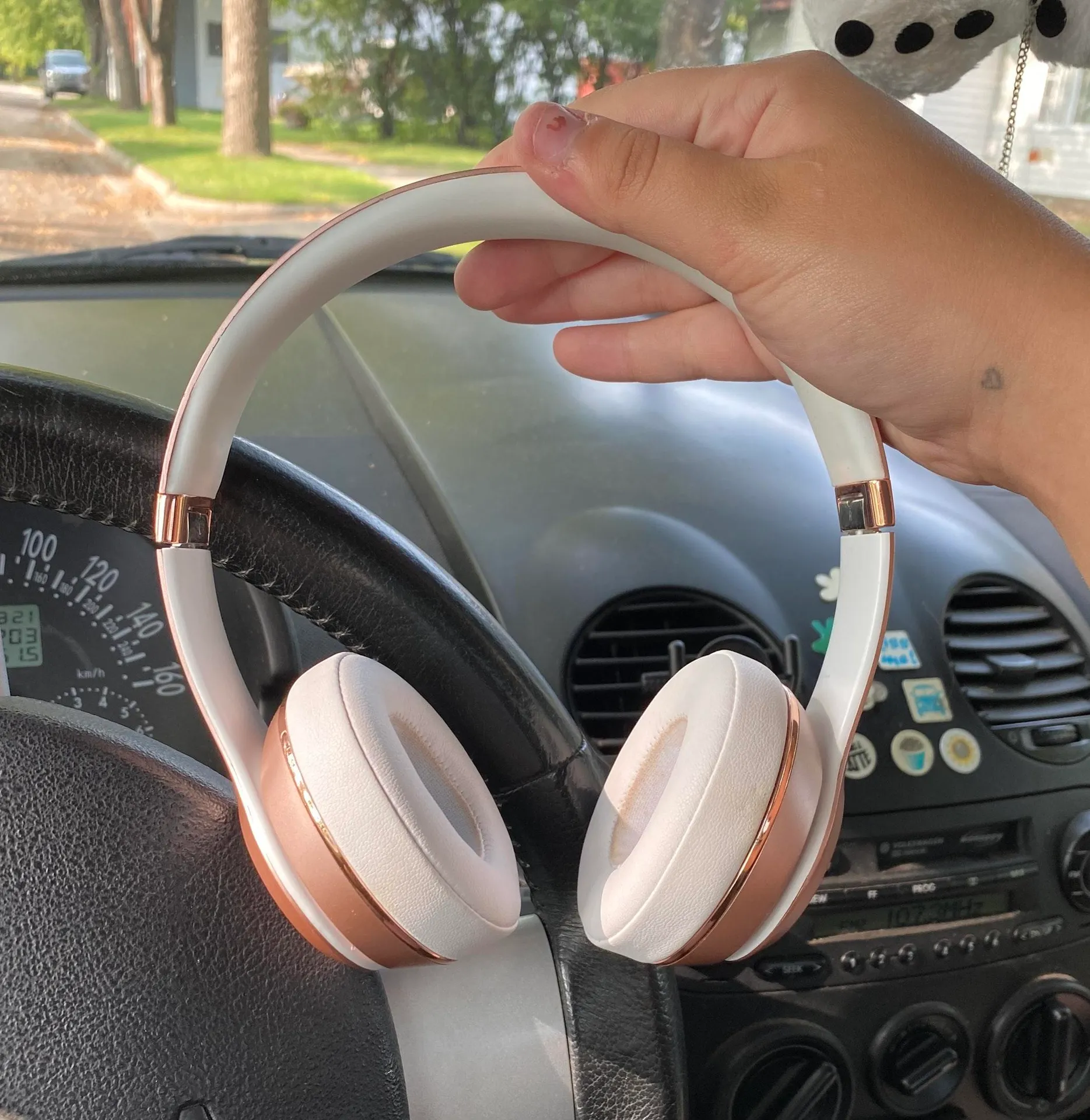 Beats by Dr. Dre Rose Gold Wireless Headphones - Image 2