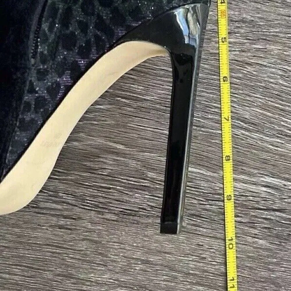 Nine West Women’s Black Velvet Pointed Toe Ankle Booties Size 8.5 Leopard Color - Image 11