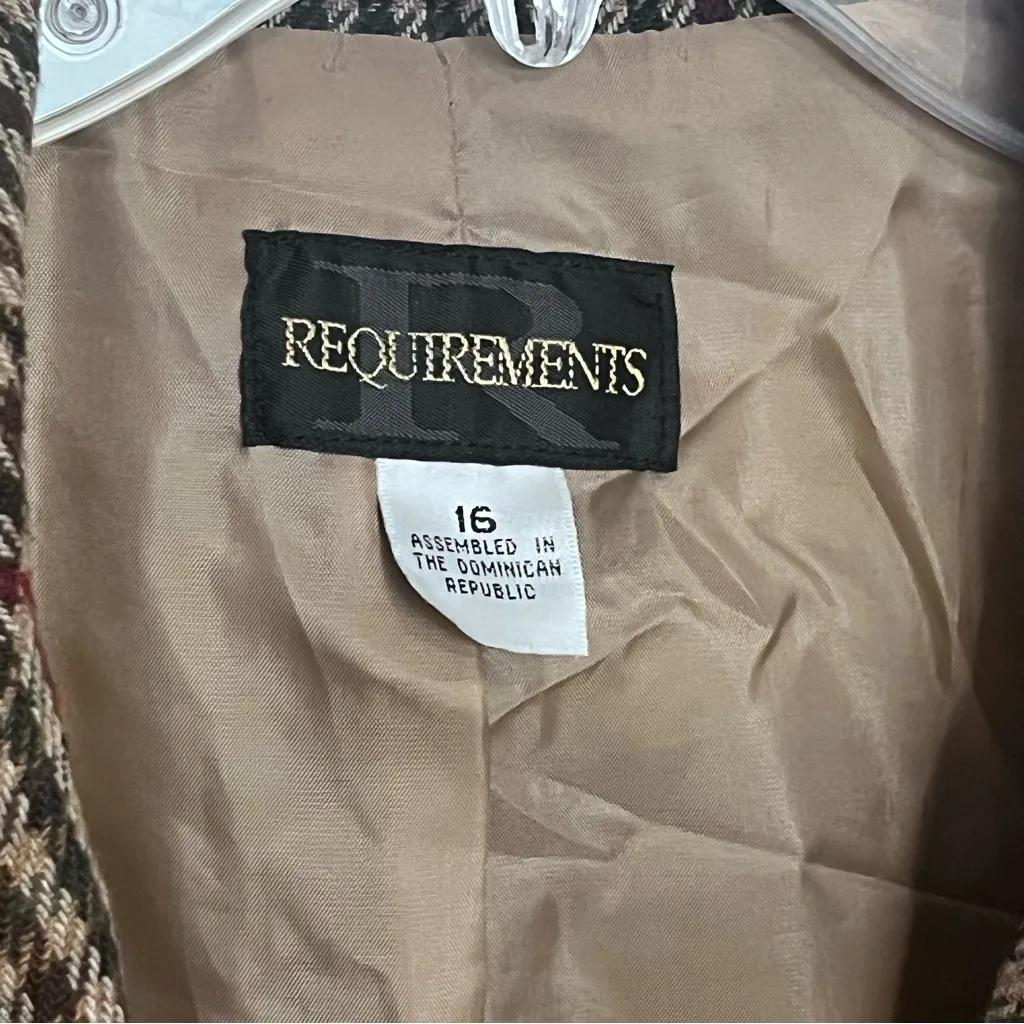 Requirements Women's Houndstooth Blazer - Image 4