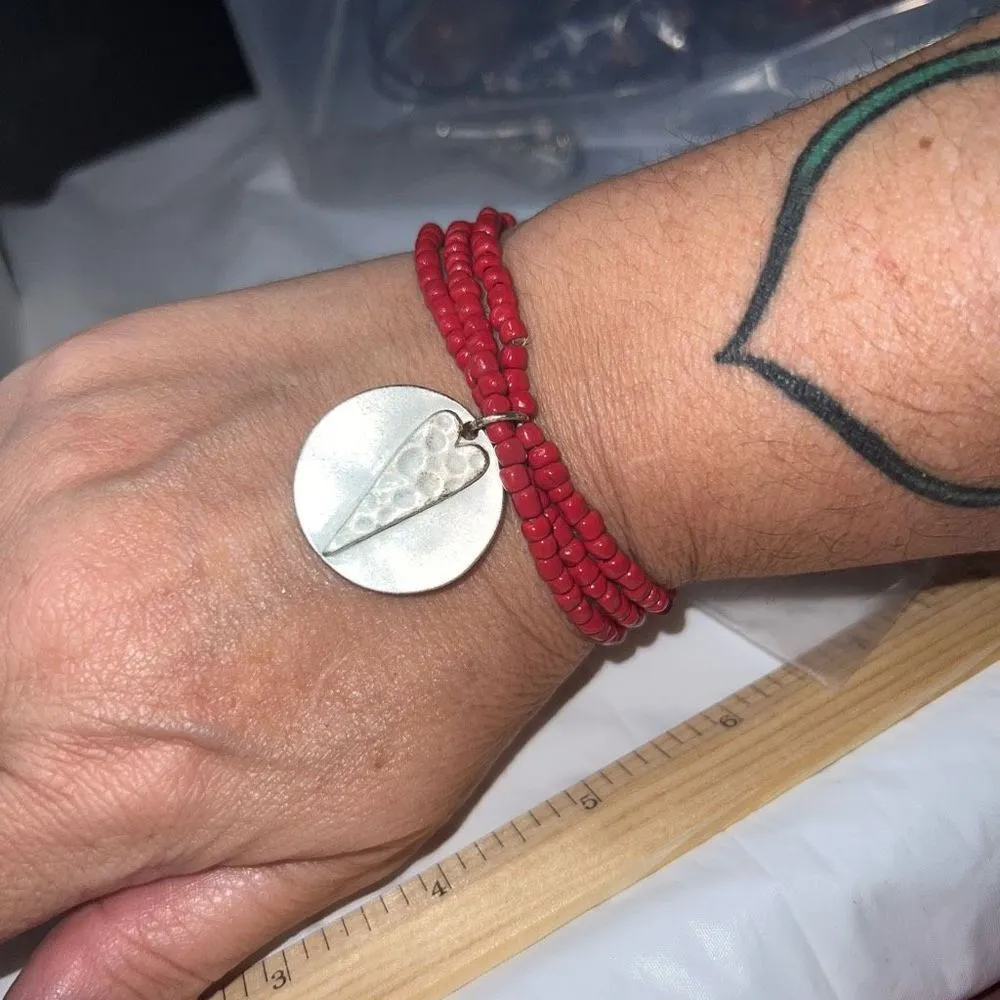 Triple‎ Row Red Beaded Stretch Love Charm Bracelet - Image 6