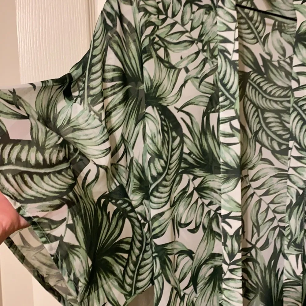 NWOT H&M tropical palm sheer maxi beach kimono, size M/L - Image 7