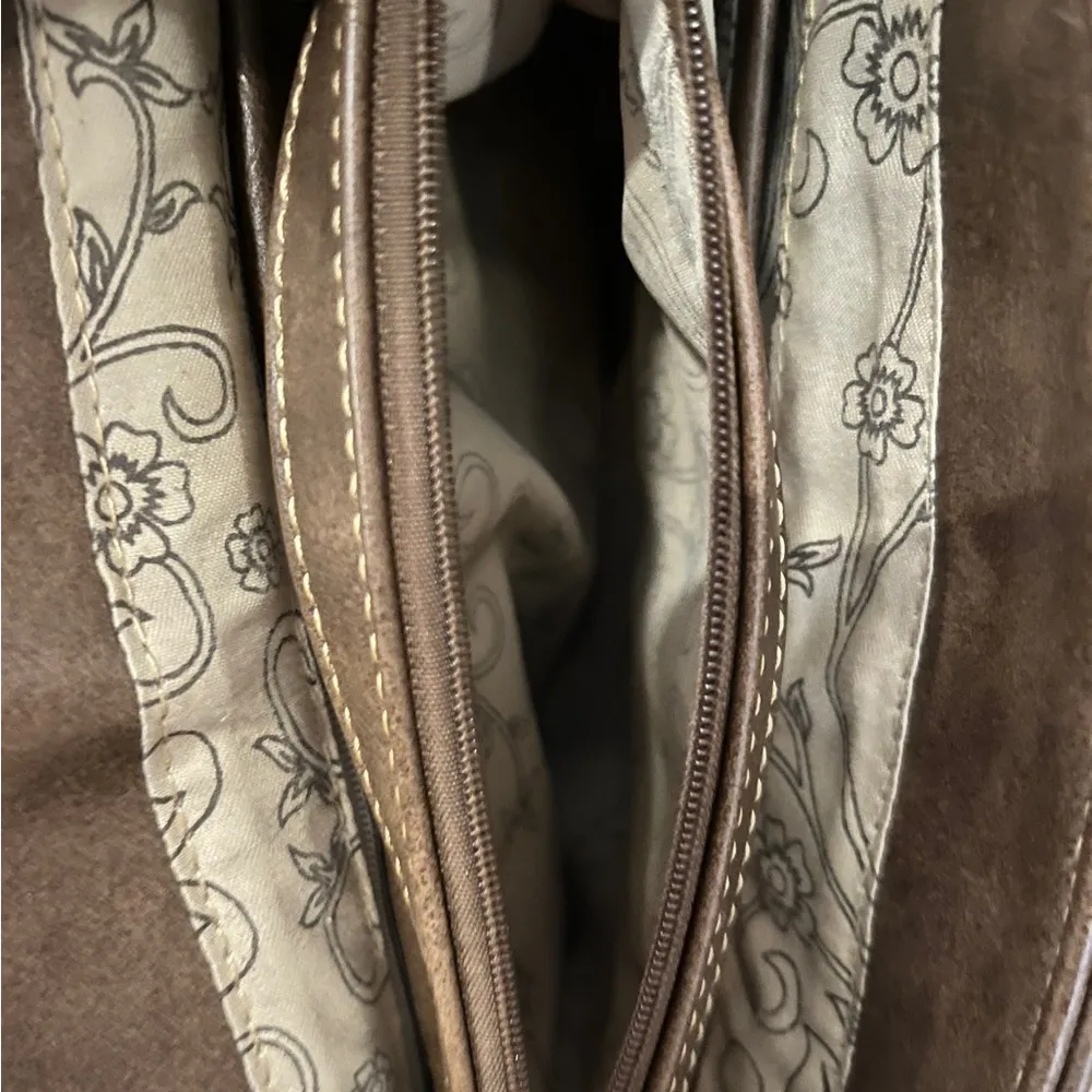 Montana West Studded Tooled Faux Leather Top Handle & Shoulder Strap Cowgirl Bag - Image 9