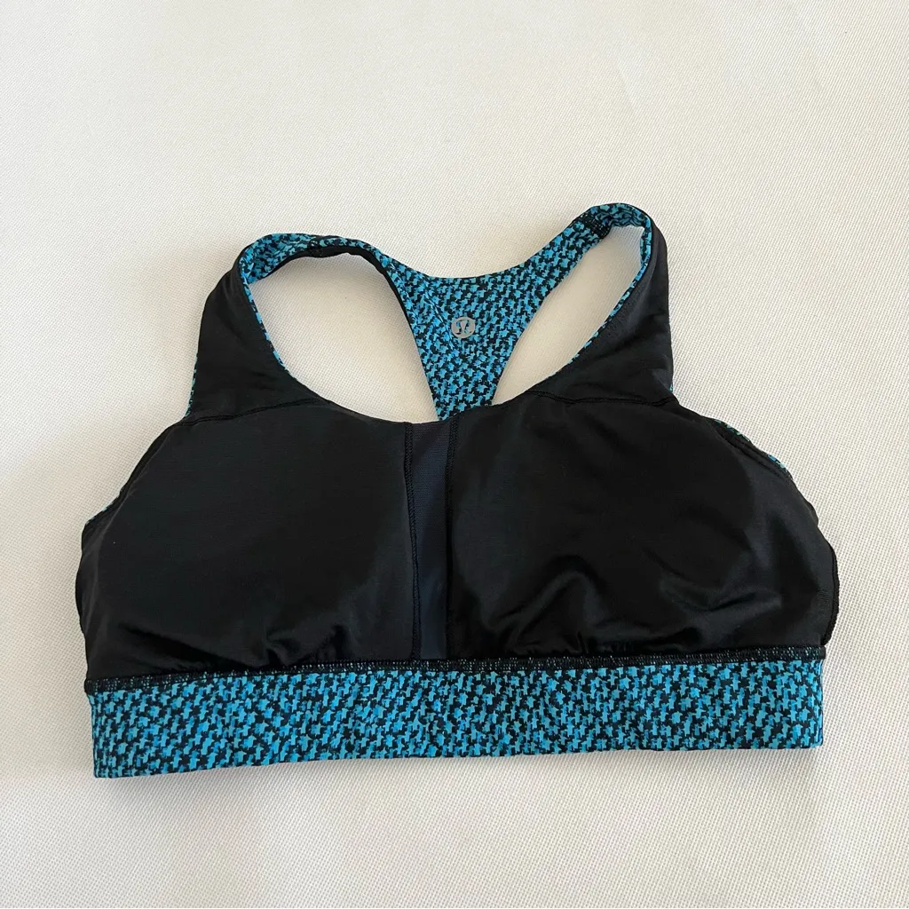 Lululemon Circuit Breaker Sports Bra Size 8 Scatter Star Beach Blue Black - Image 9