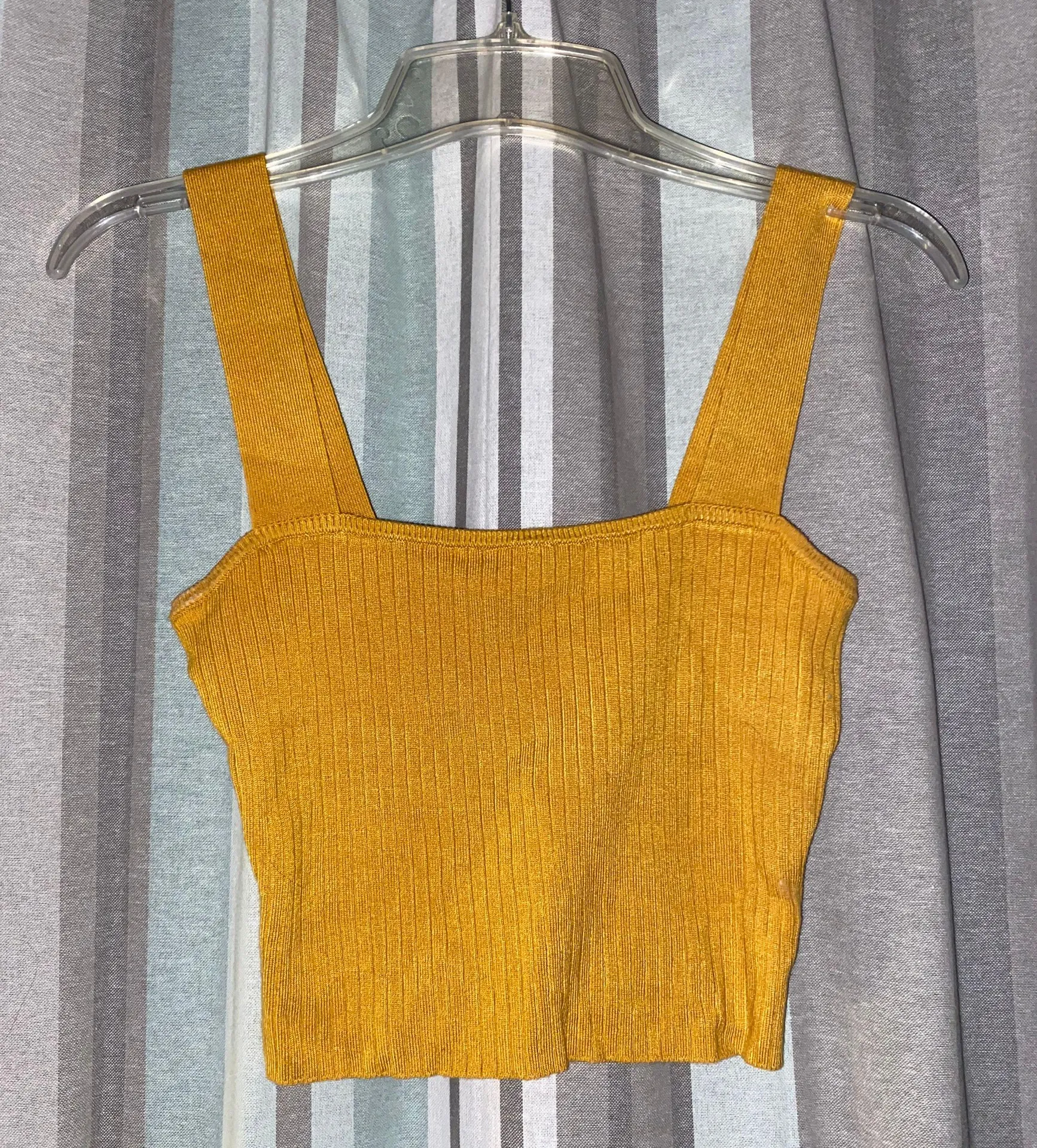 Tank Top / Crop Top - Image 2