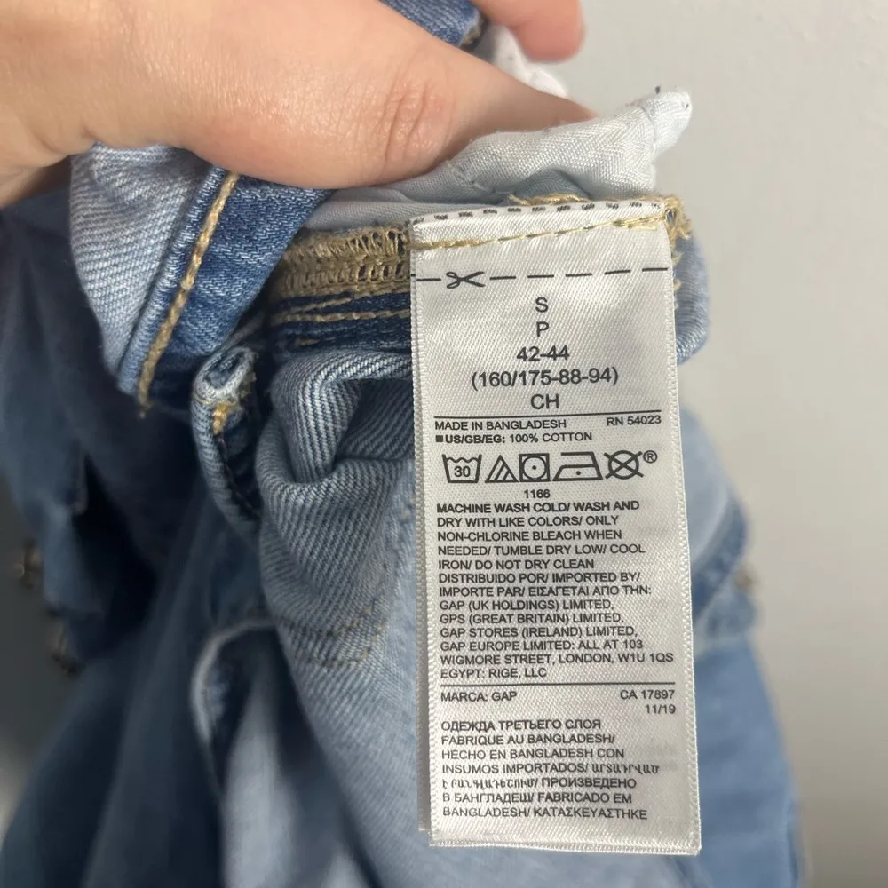 Gap Denim overalls wide leg light indigo cargo style size small - Image 8