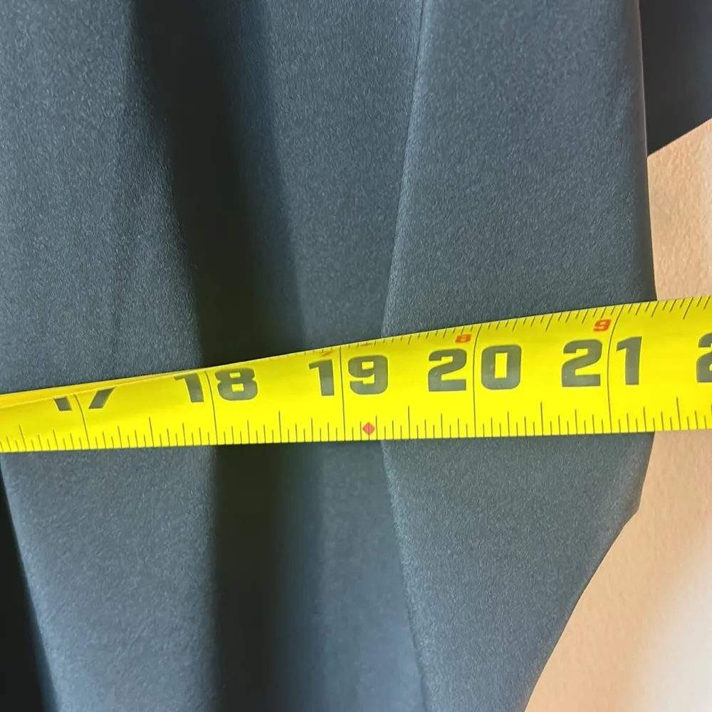 NWT Soft surroundings Black go lively travel tee short sleeve size Large (14-16) - Image 7