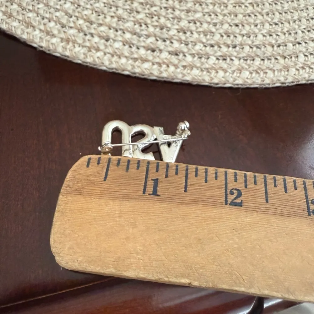 Vintage Stamped NR USA Brooch - Image 3