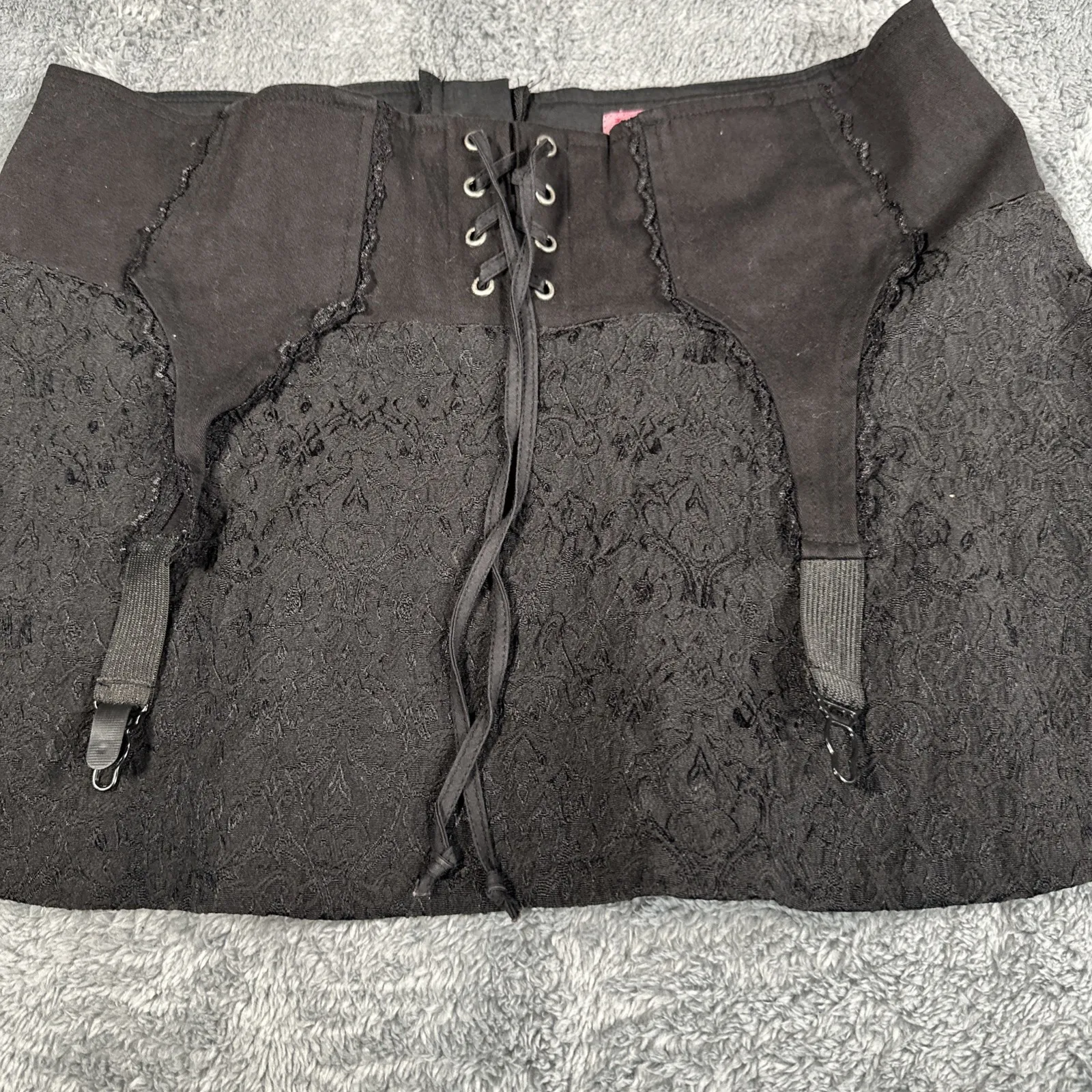 VTG Tripp NYC Gothic Asymmetrical Ruffle Lace Corset Style Mini Skirt Rave SZ M - Image 5