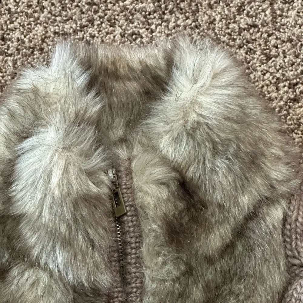 Kenar Faux Fur Vest XL Wool/Alpaca Blend Cable knit Sweater Zippered NWT Brown - Image 4