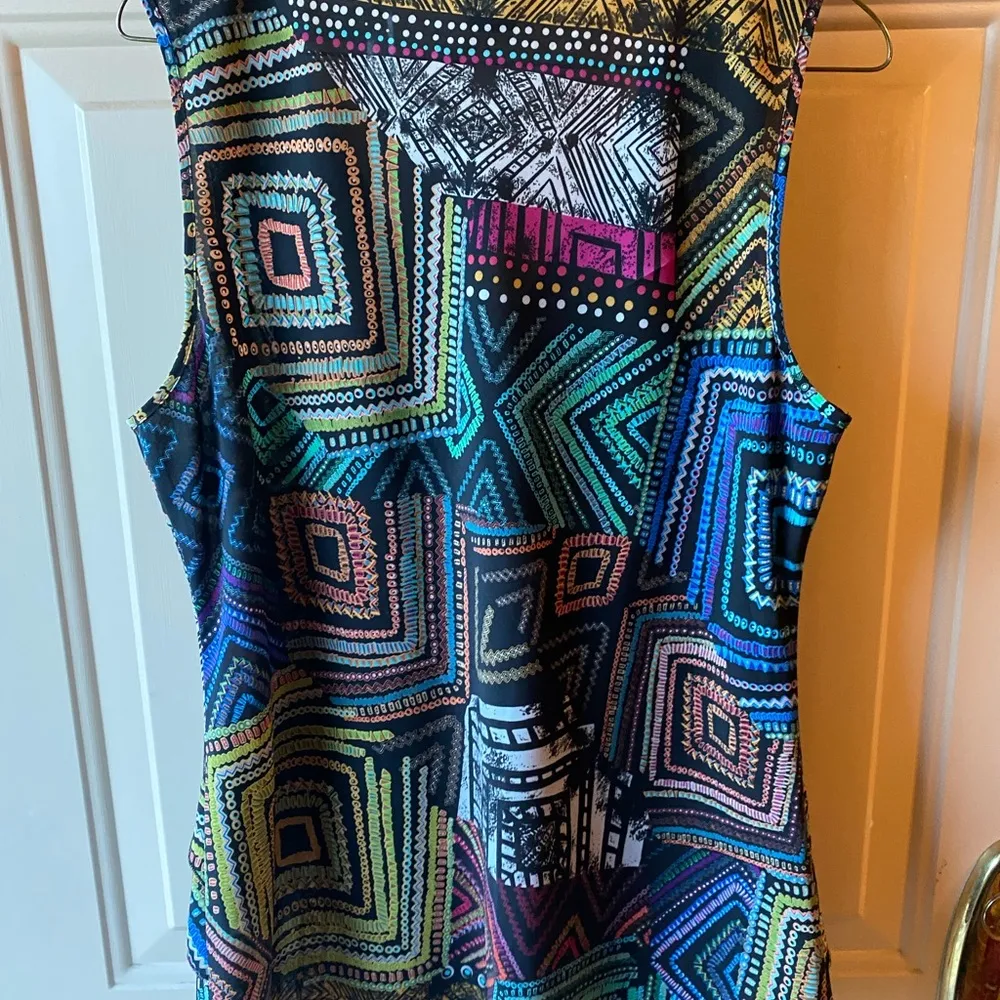 Multicolor Geometric Pattern Women's Top Blue Size L - Image 3