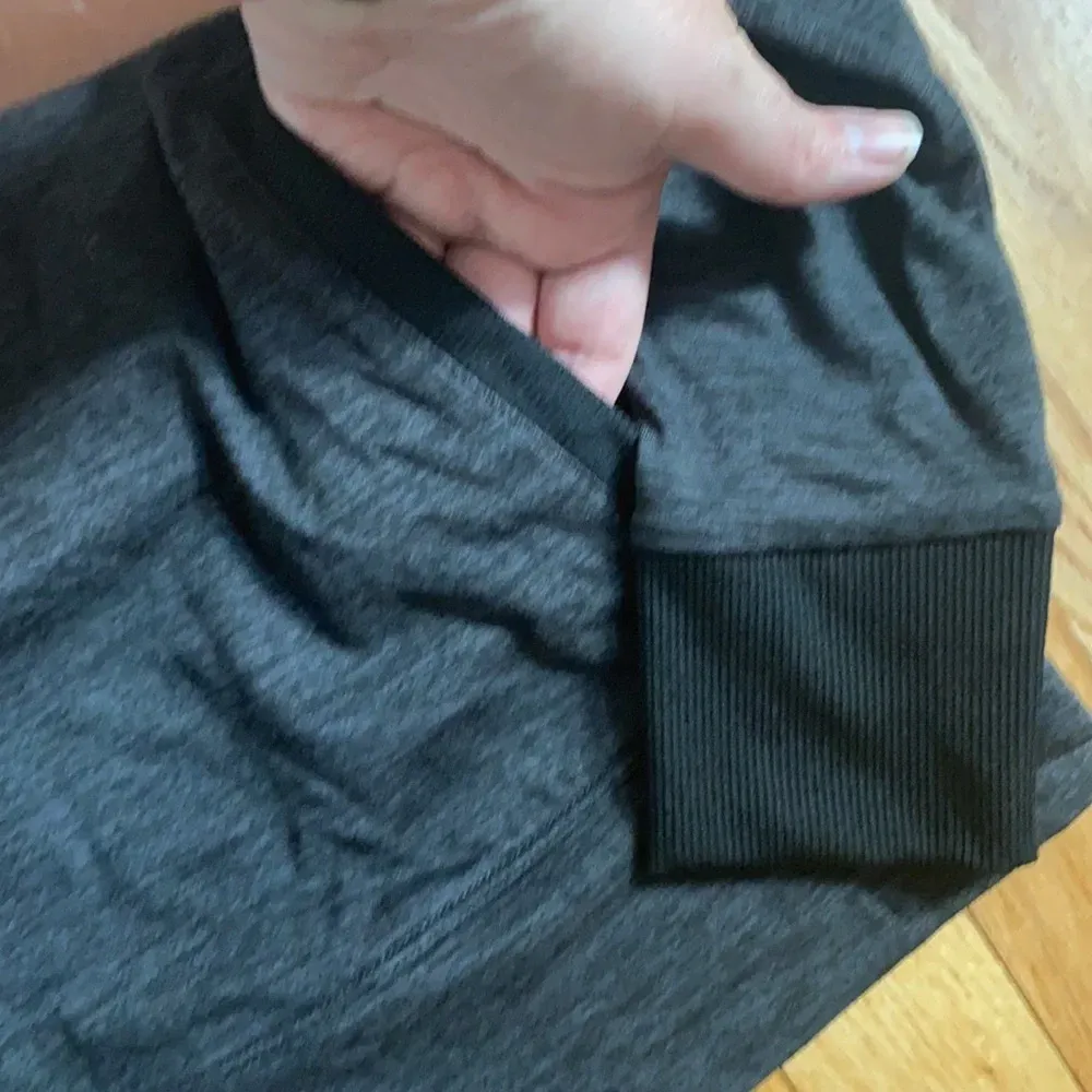 Gray cowl neck‎ Apana workout casual top pockets M Charcoal Drawstring Pullover - Image 5
