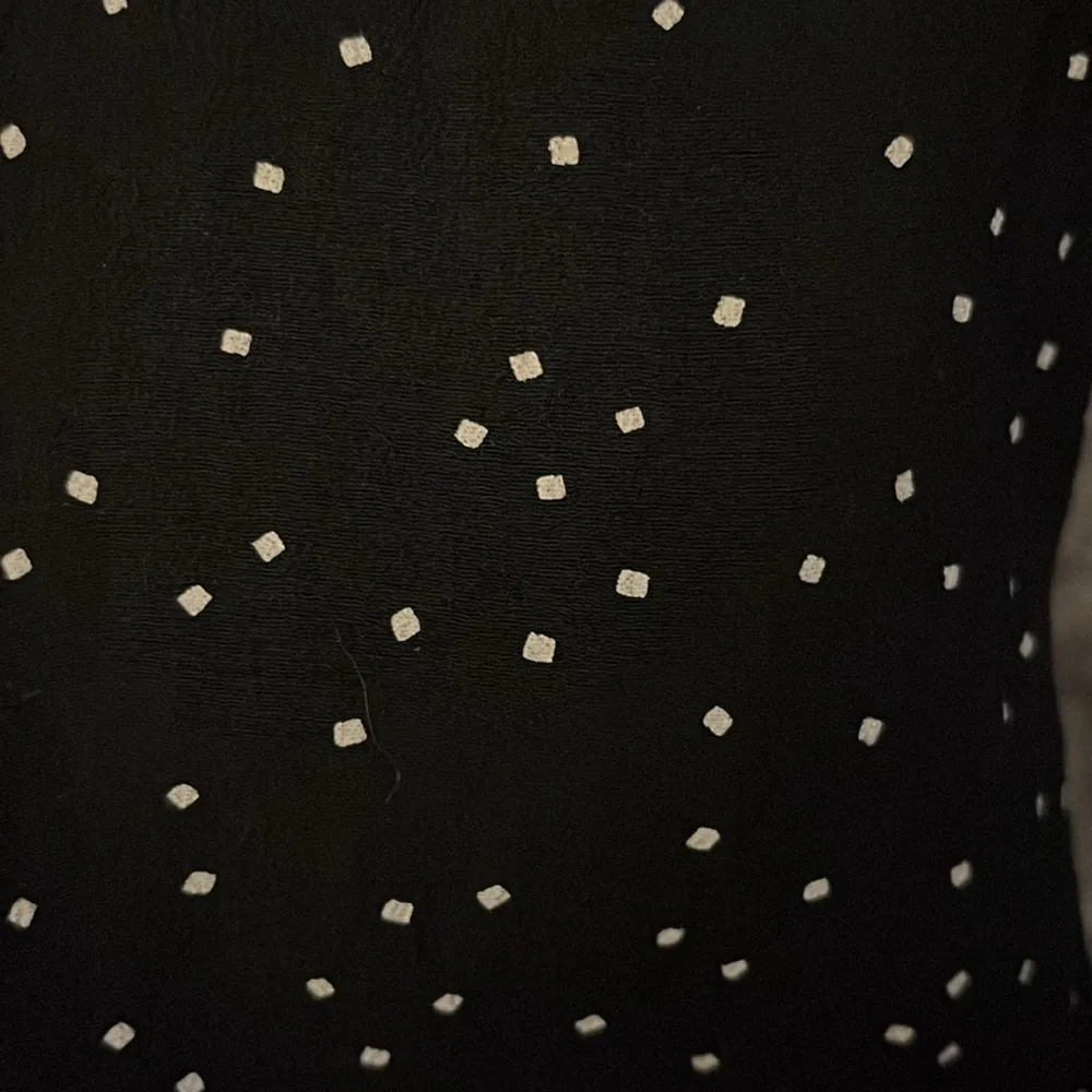 J. Jill Pleated White Square Polka Dot Button Down Shirt - Image 12