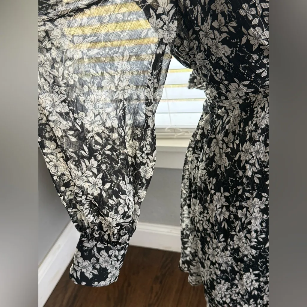 Zara Mini Dress Size Medium Black & White - Image 6