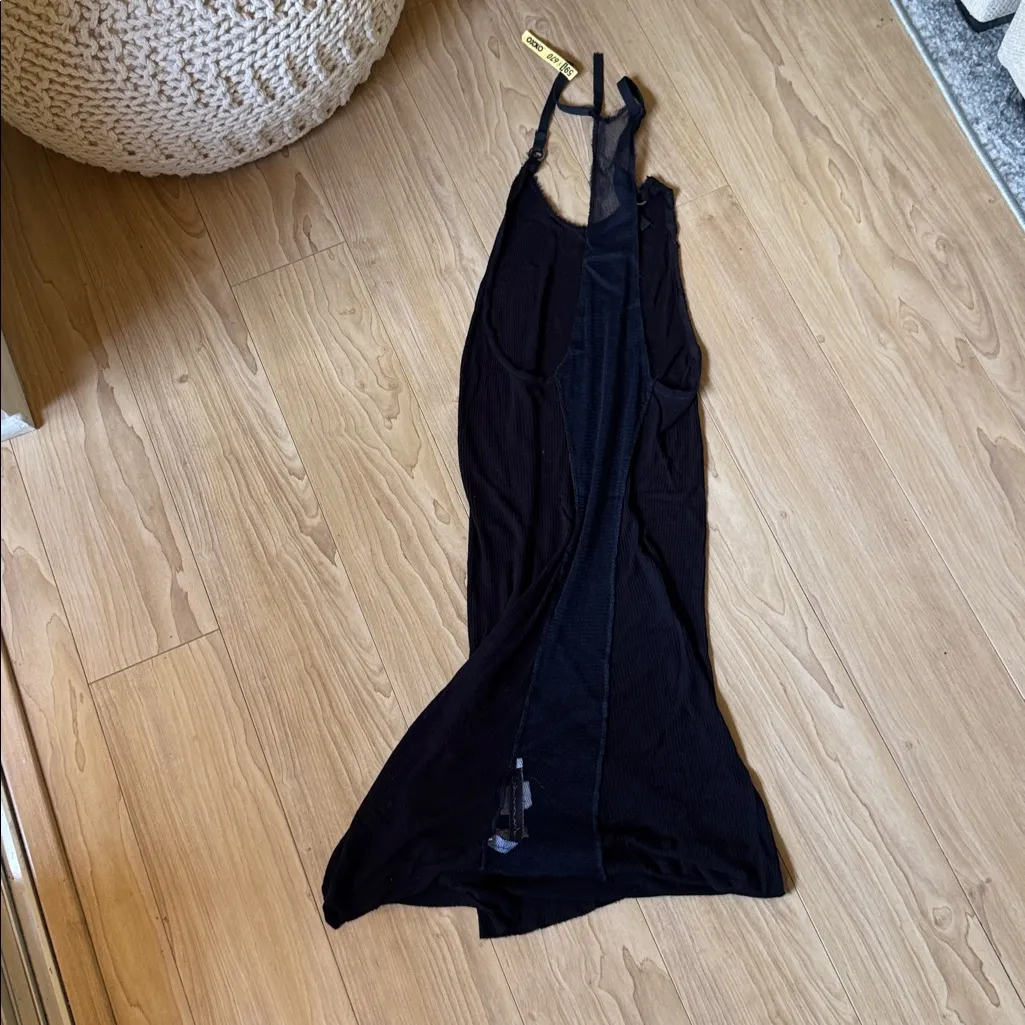Black Sleeveless Maxi Dress - Image 3