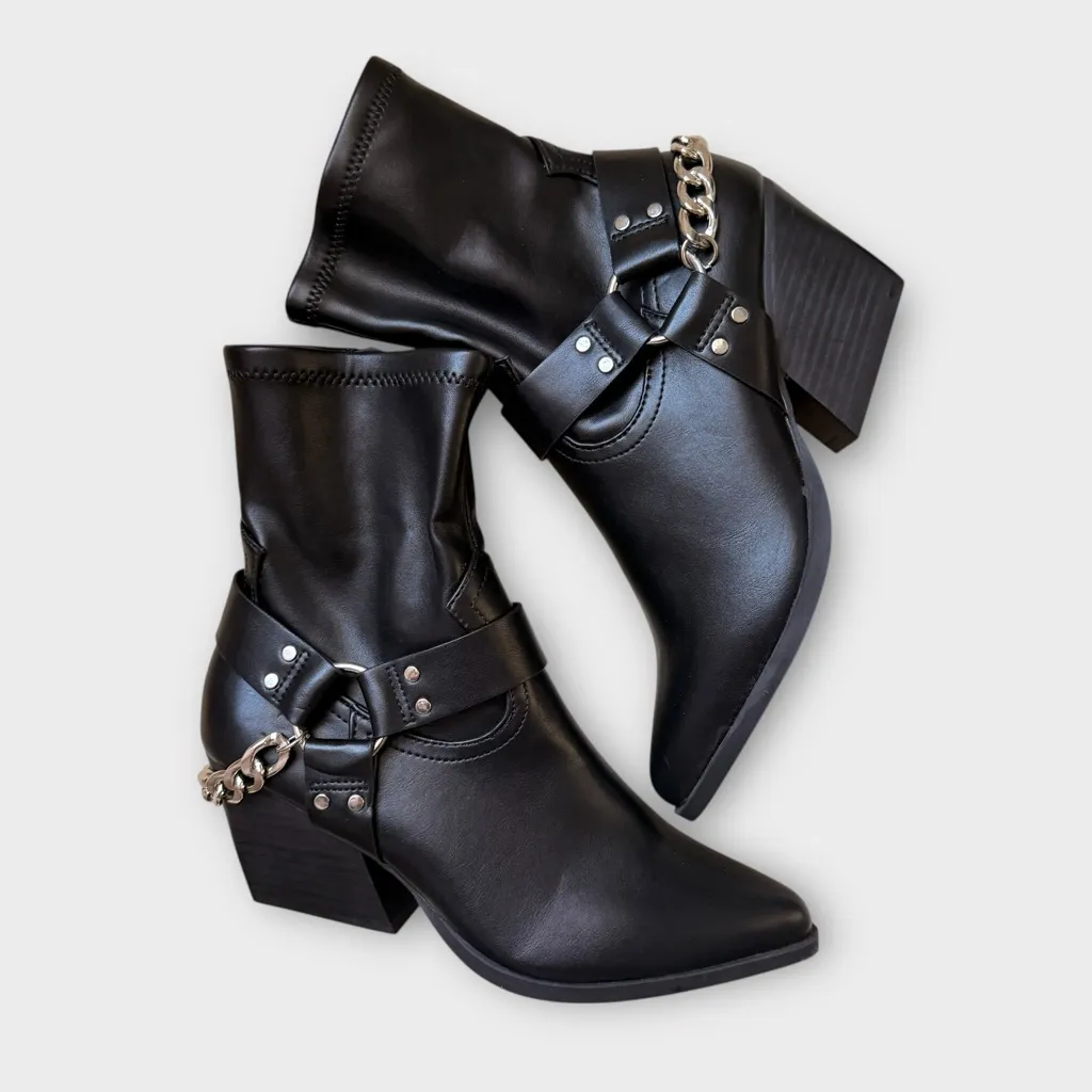 DV Dolce Vita Keeler Harness Moto Chain Heeled Boots (Black) Black Size undefined - Image 4