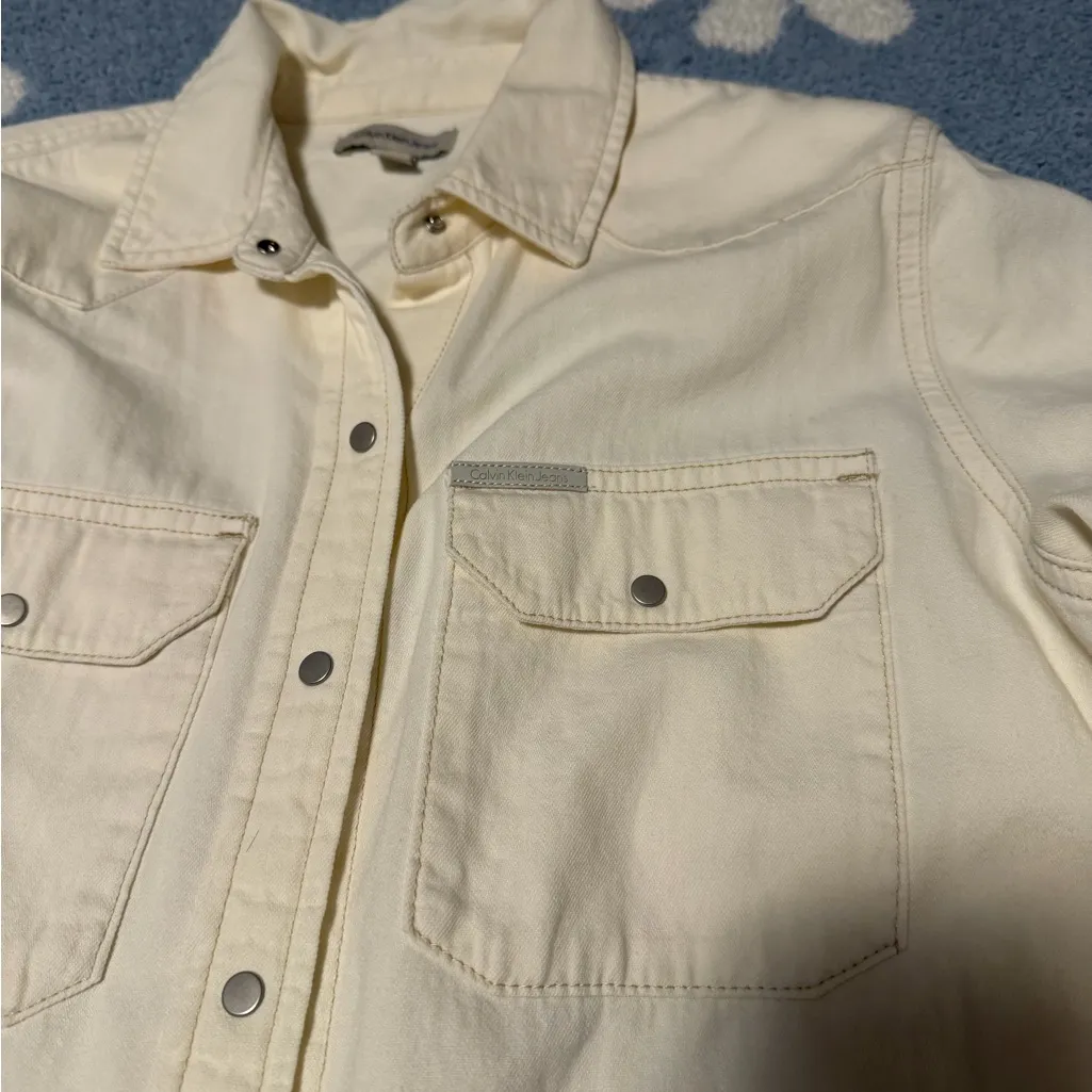 Calvin Klein Jeans Off - Image 3