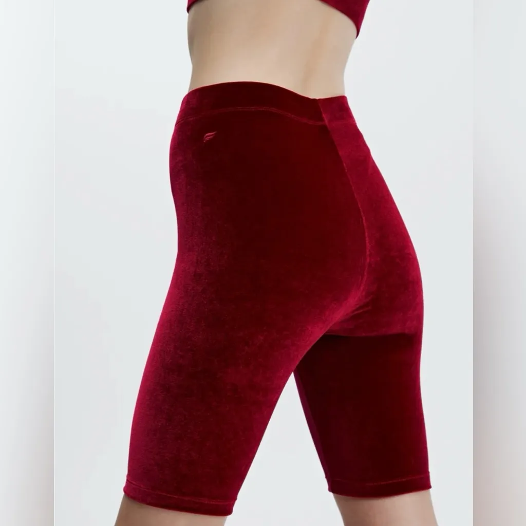 Fabletics High Waisted Velour Bike Short 9” NWT Cherry Burst $49.95 XXS ON SITE - Image 5